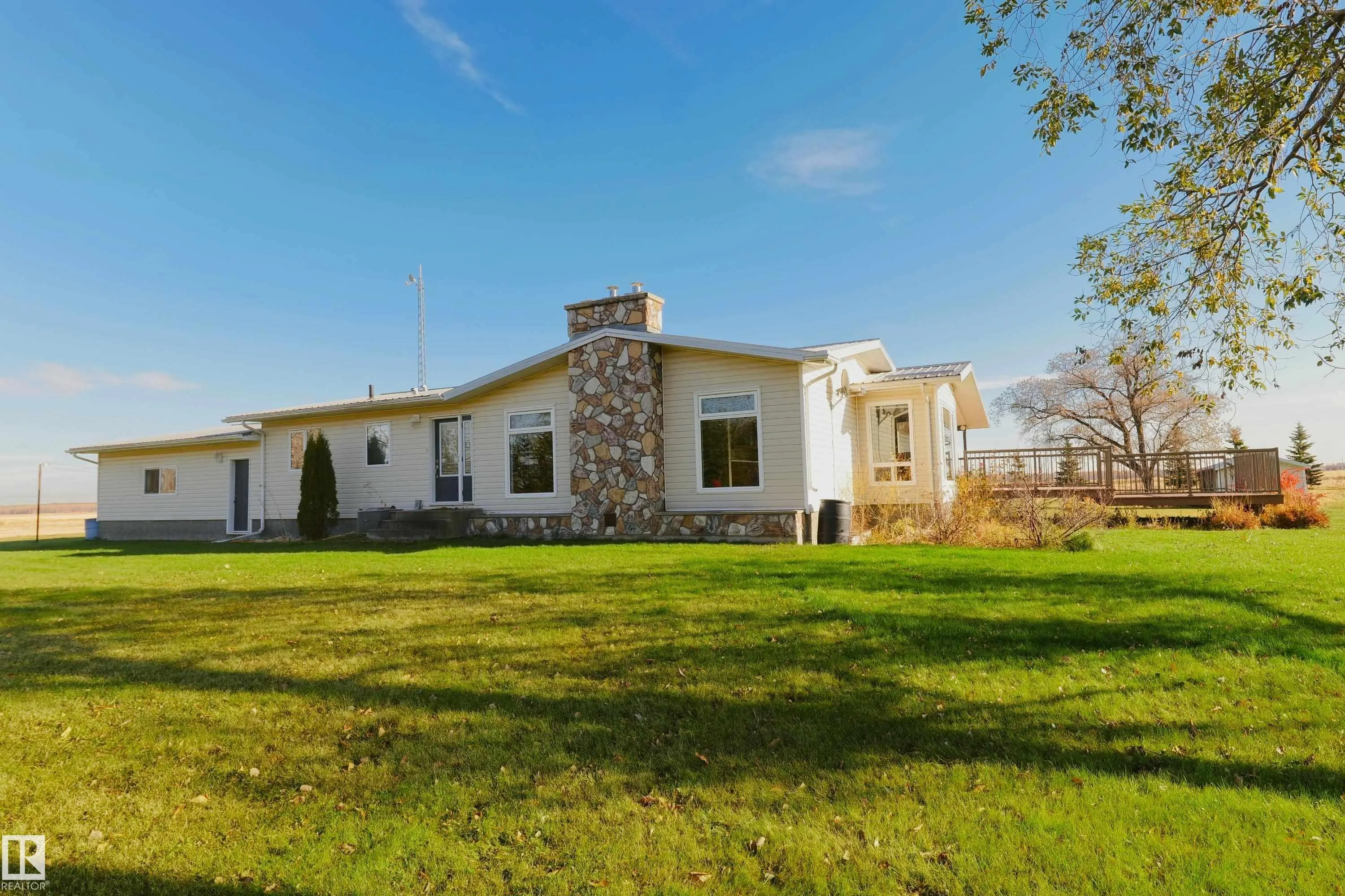 61127 Range Road 44