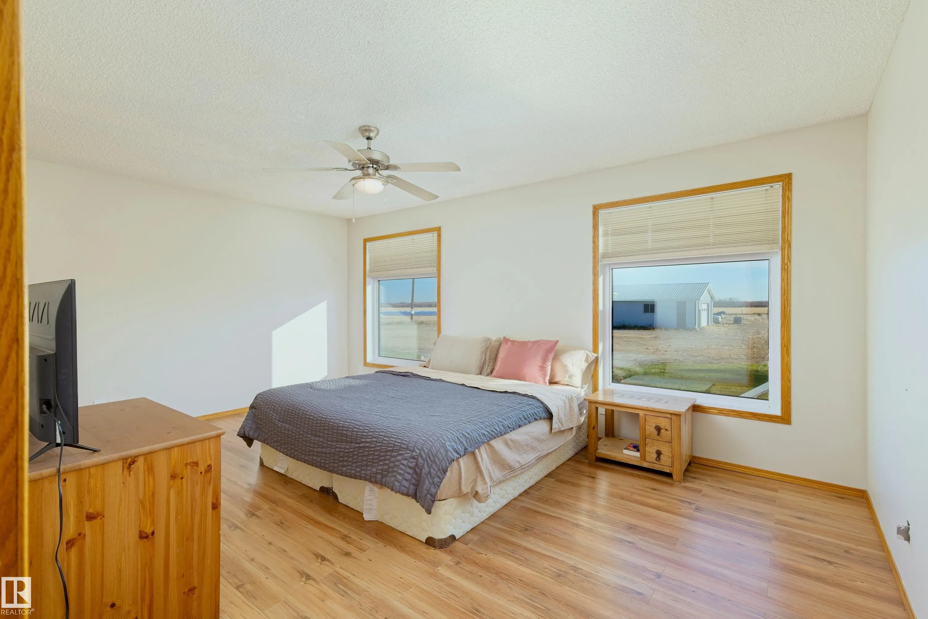 61127 Range Road 44