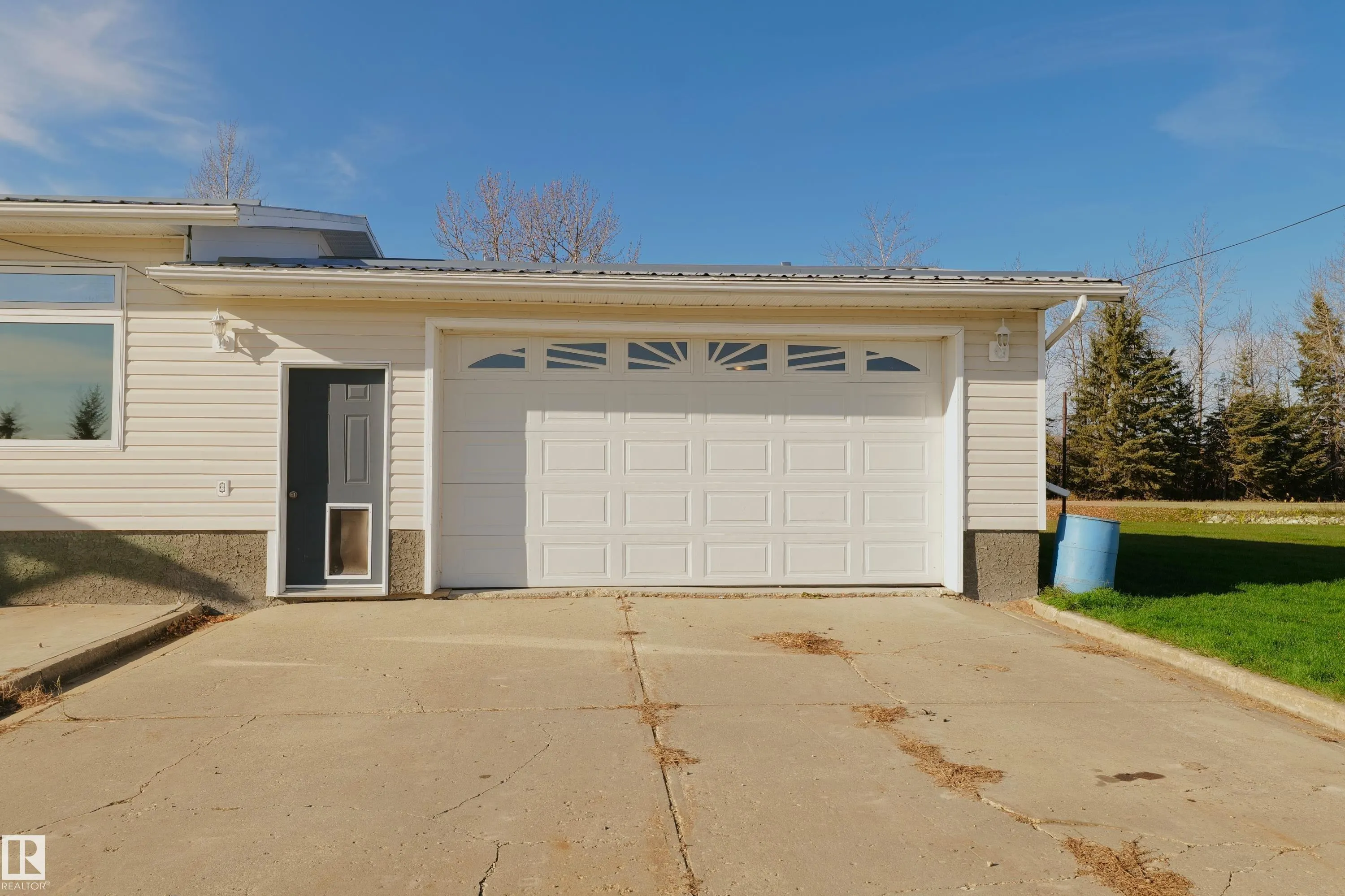 61127 Range Road 44