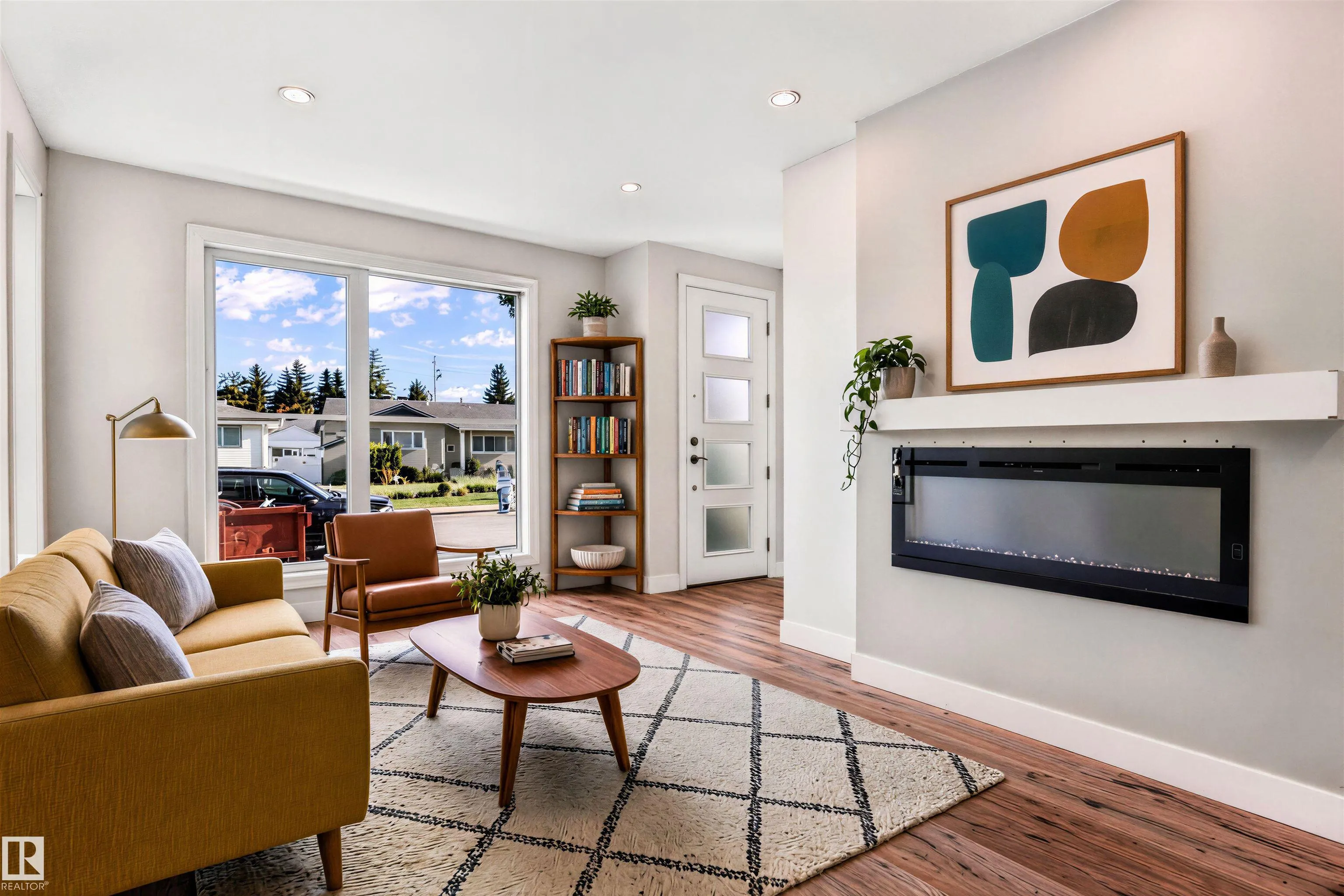 5606 105 Avenue