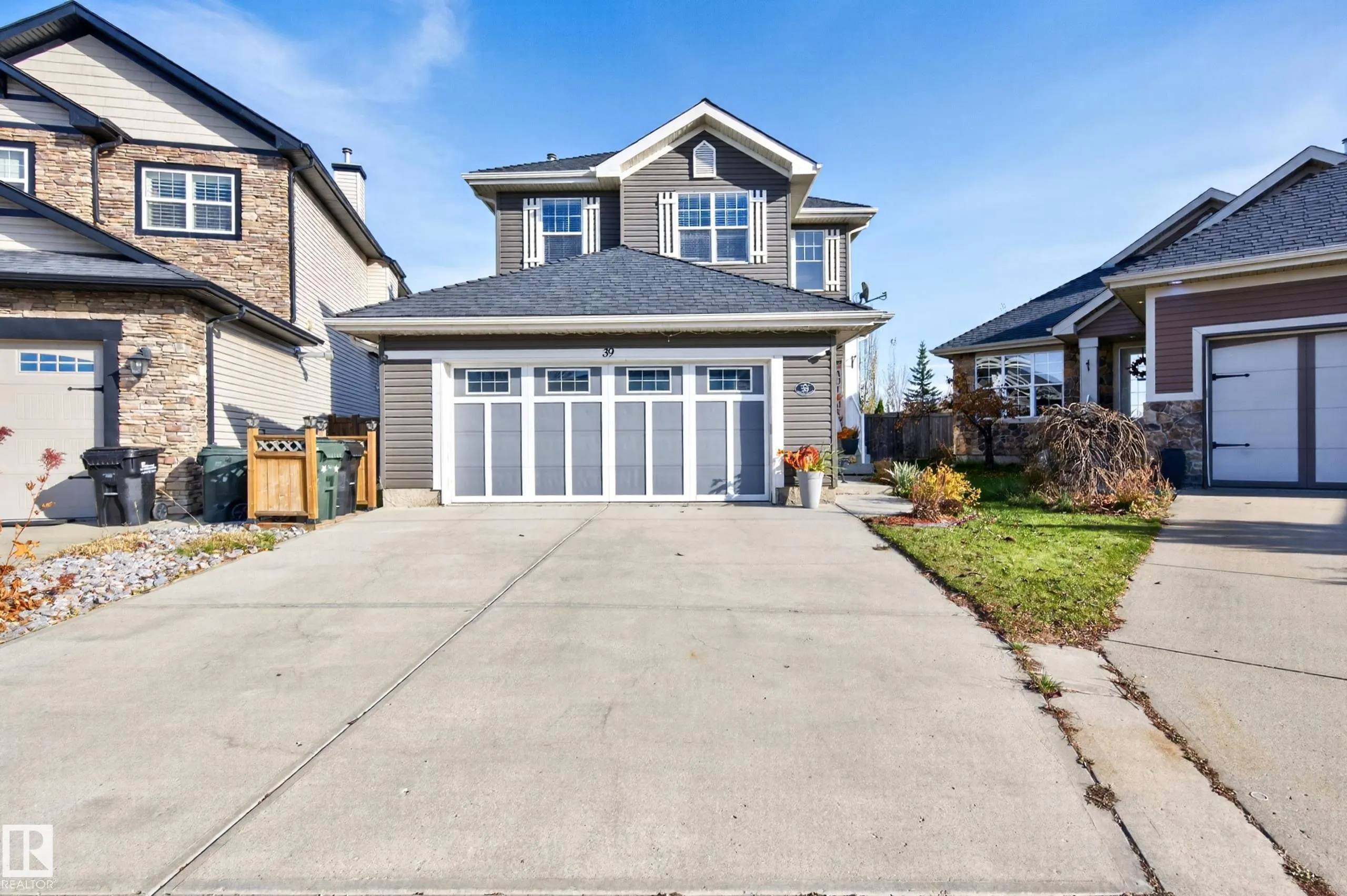 39 APPLETON Crescent