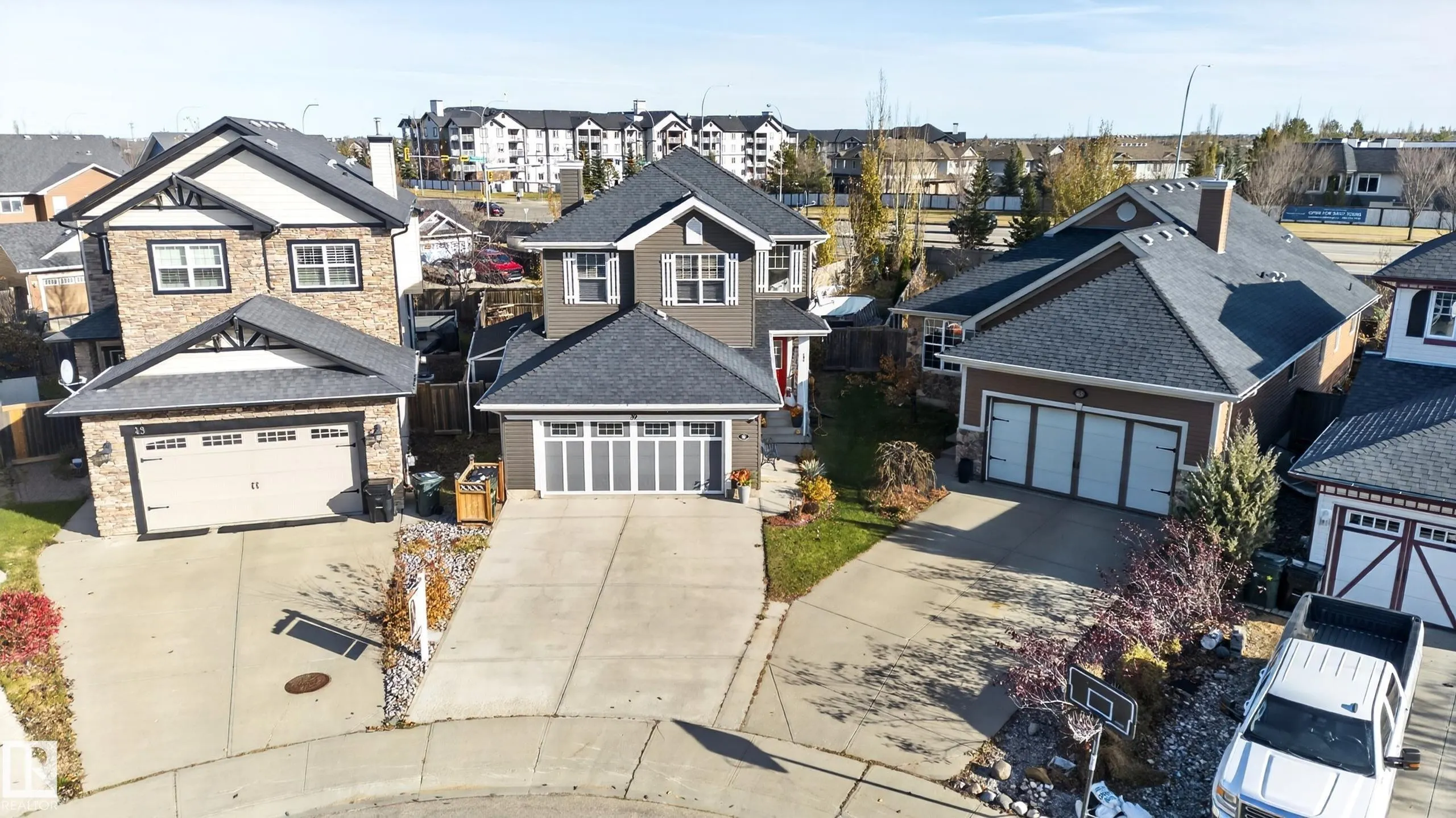 39 APPLETON Crescent