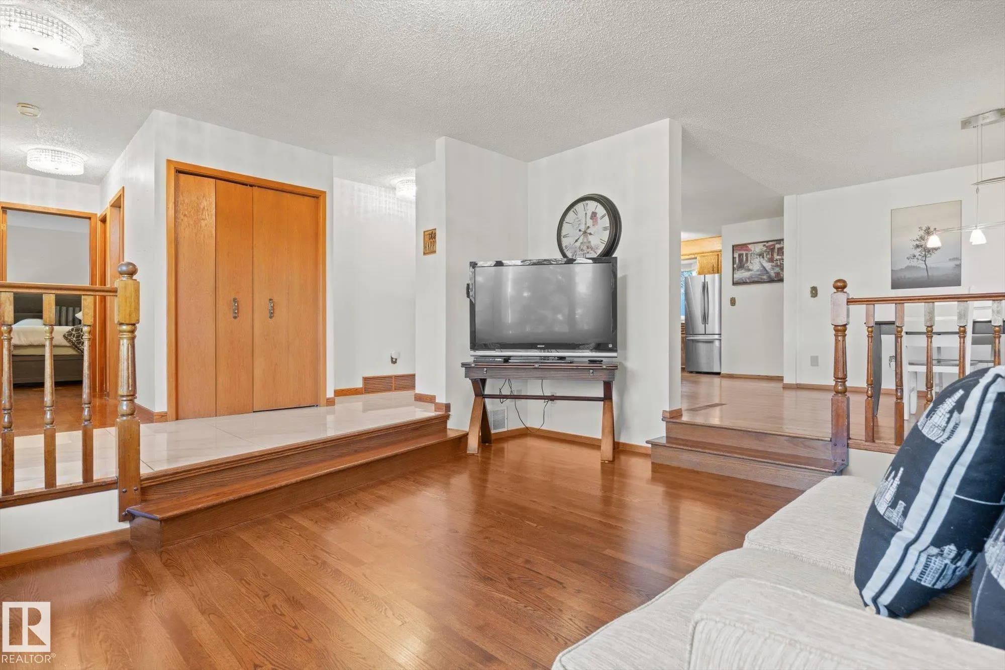 11 WOODSTOCK Place