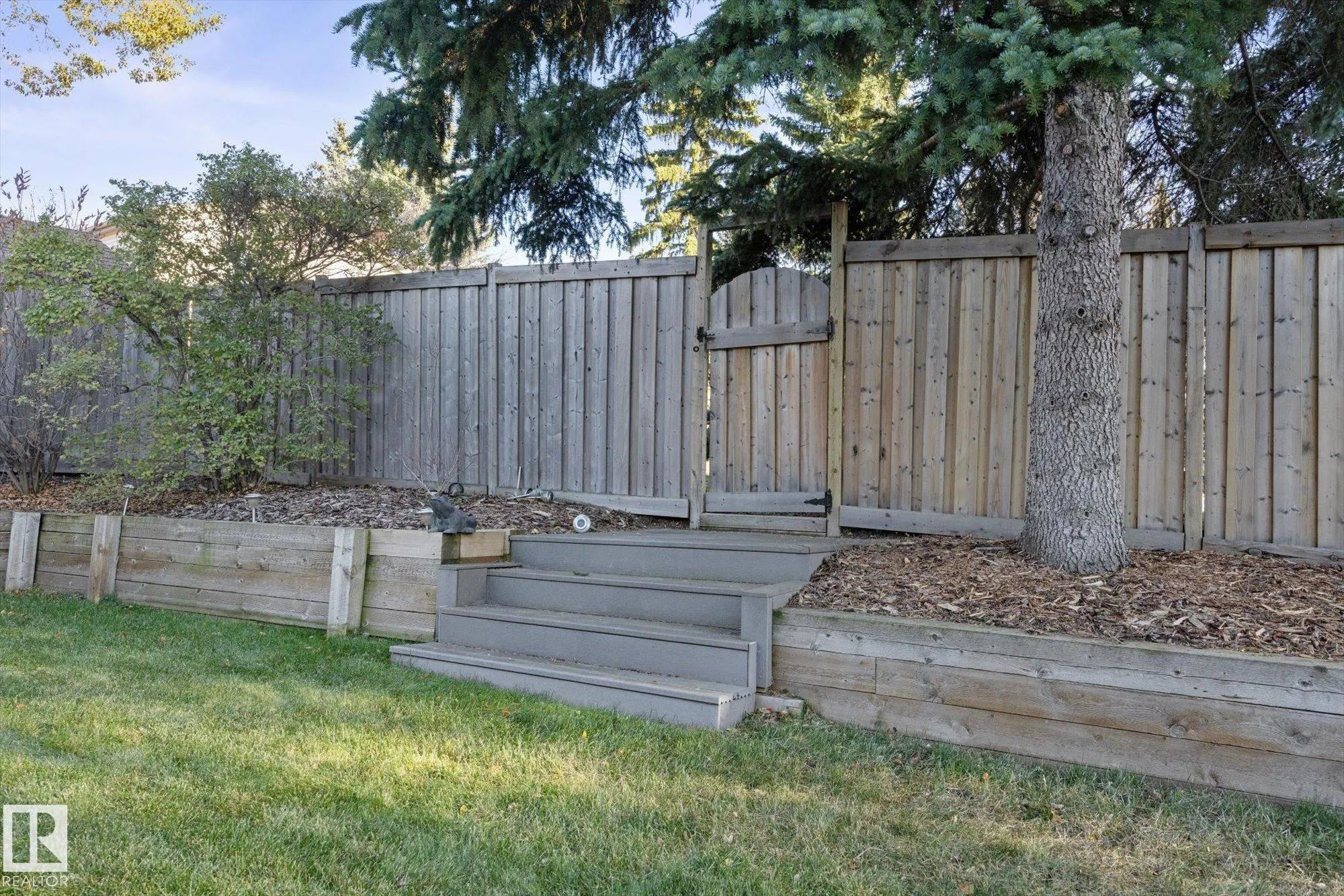 11 WOODSTOCK Place