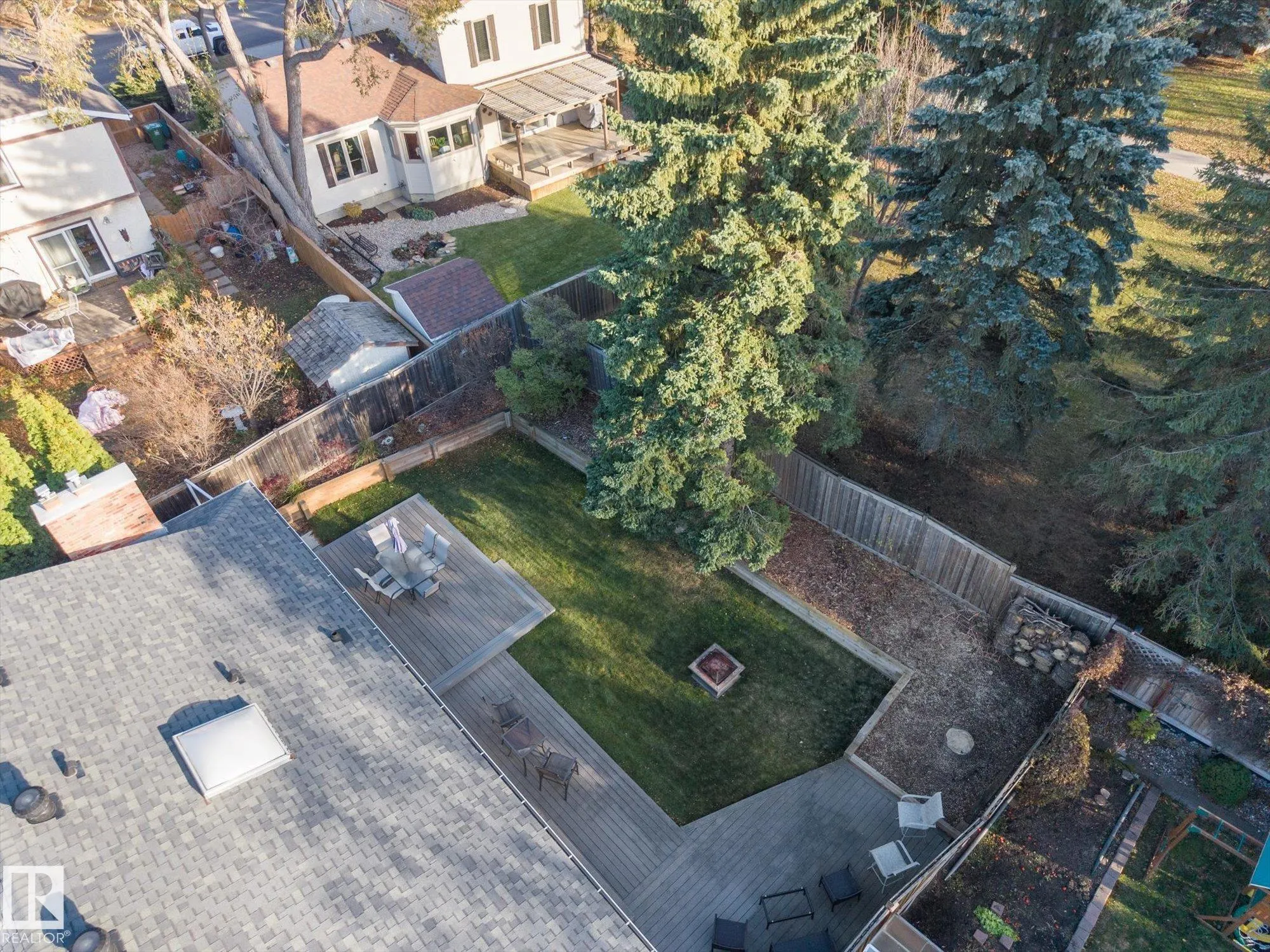 11 WOODSTOCK Place