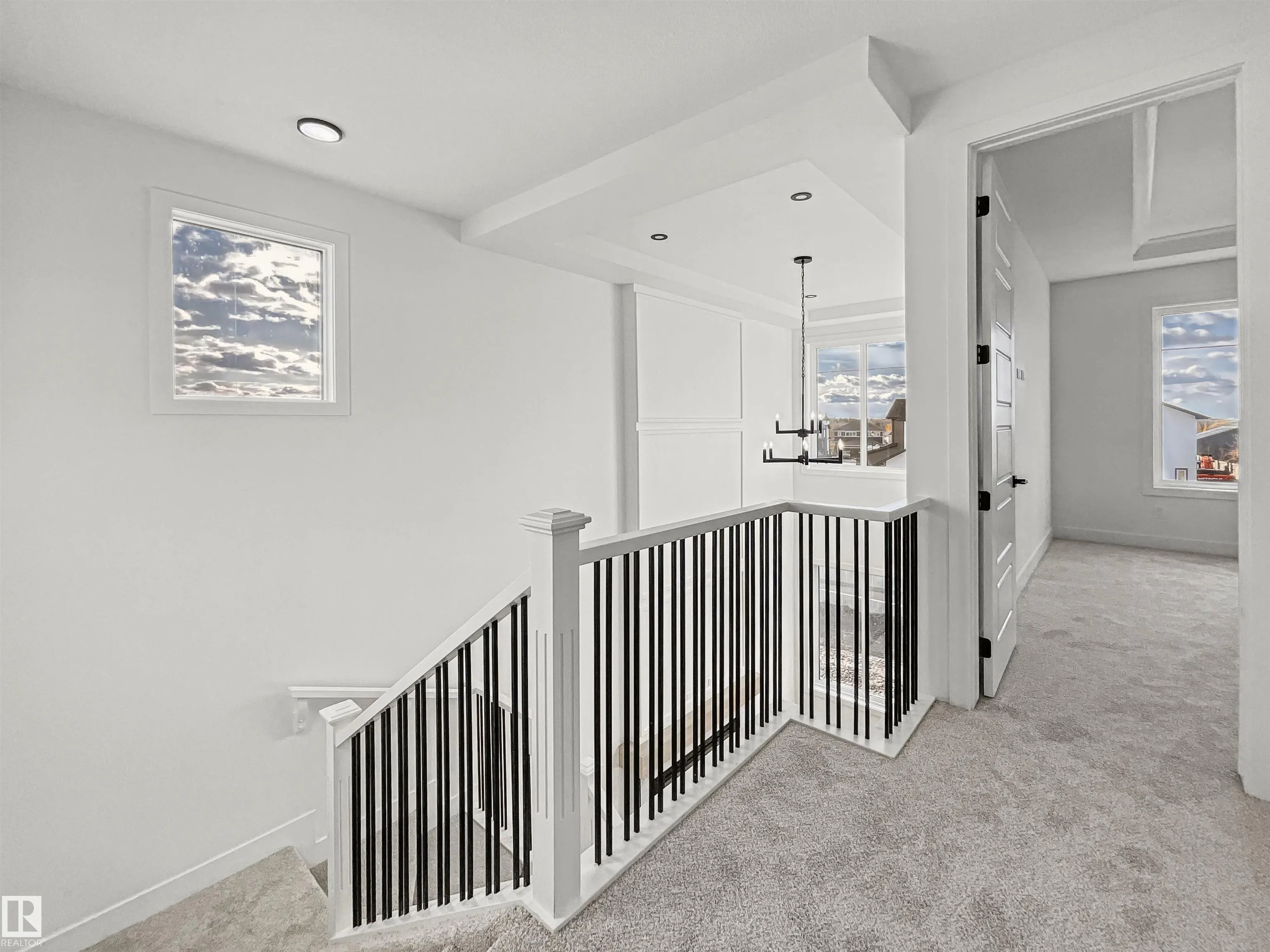 9 STETSON Loop