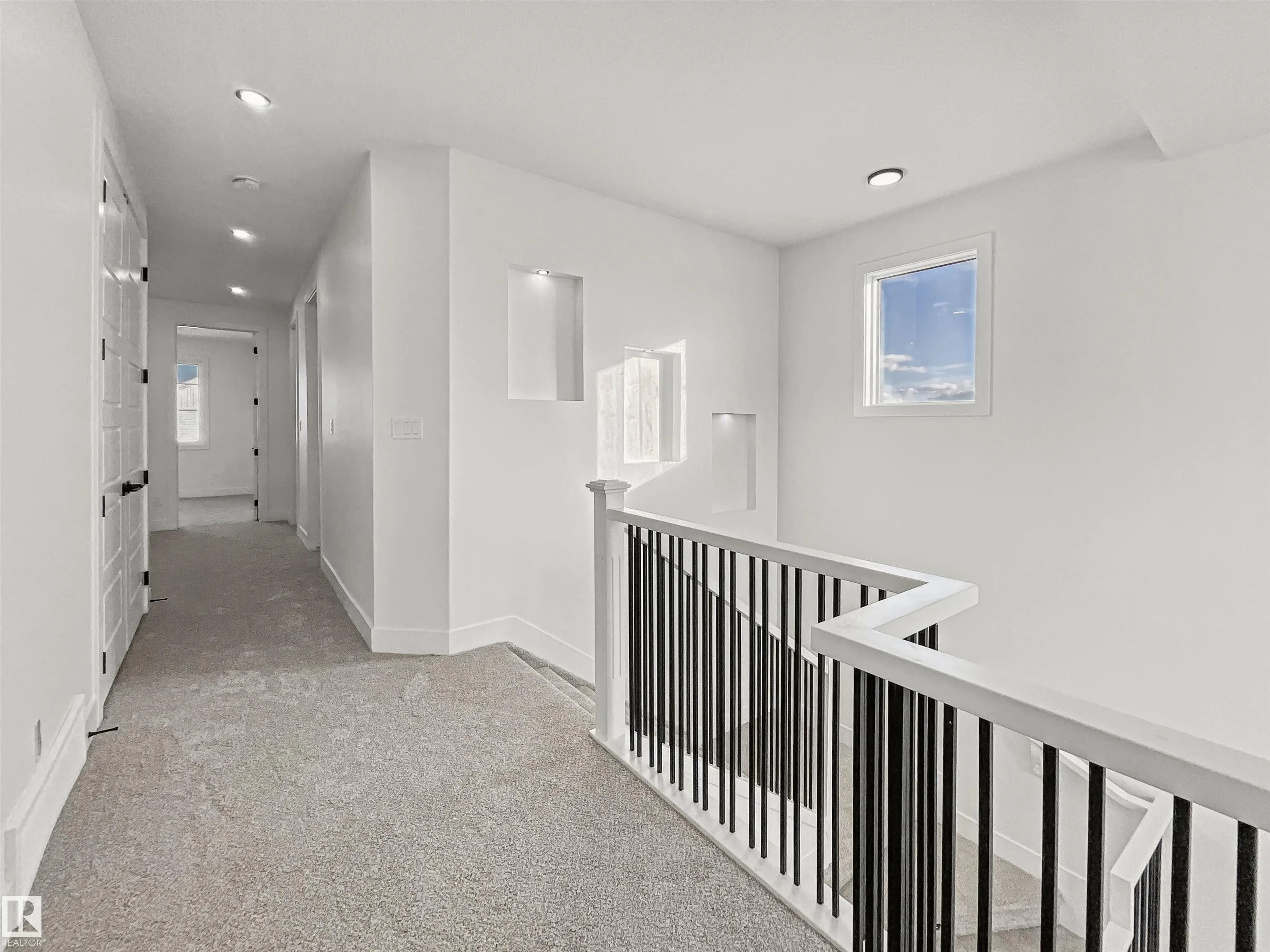 9 STETSON Loop