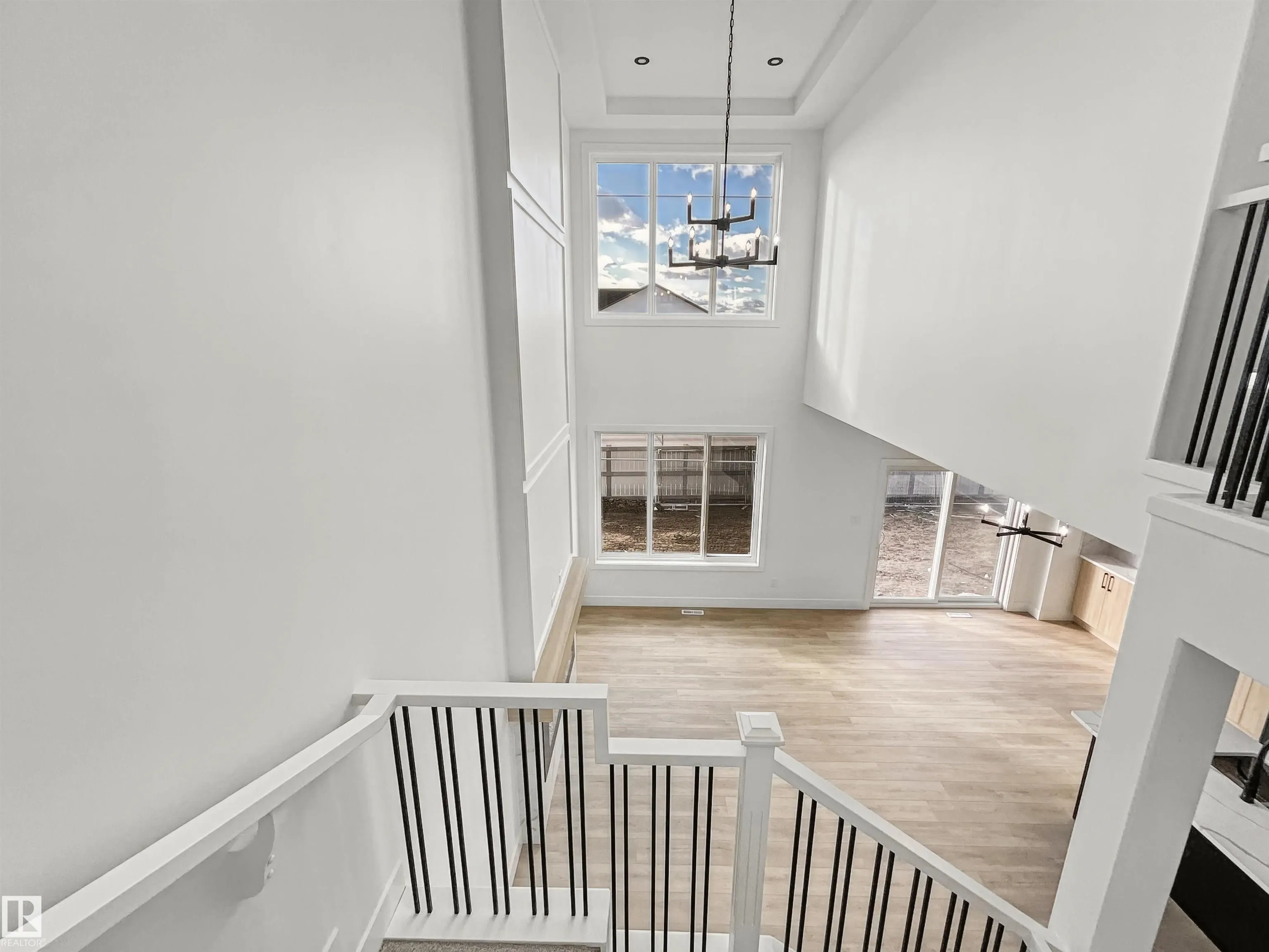 9 STETSON Loop