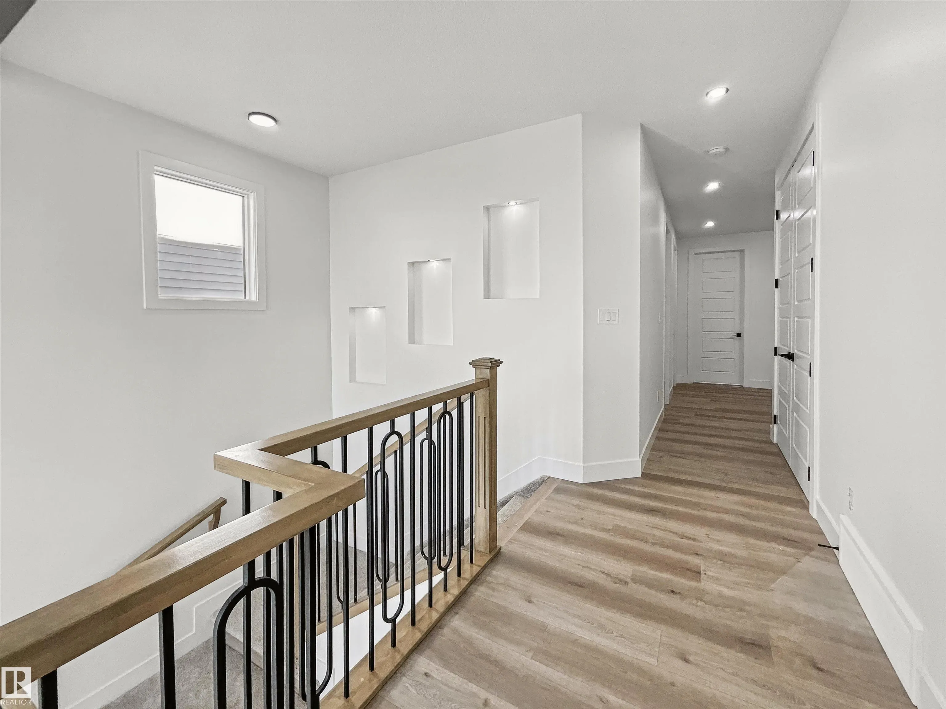 13 STETSON Loop