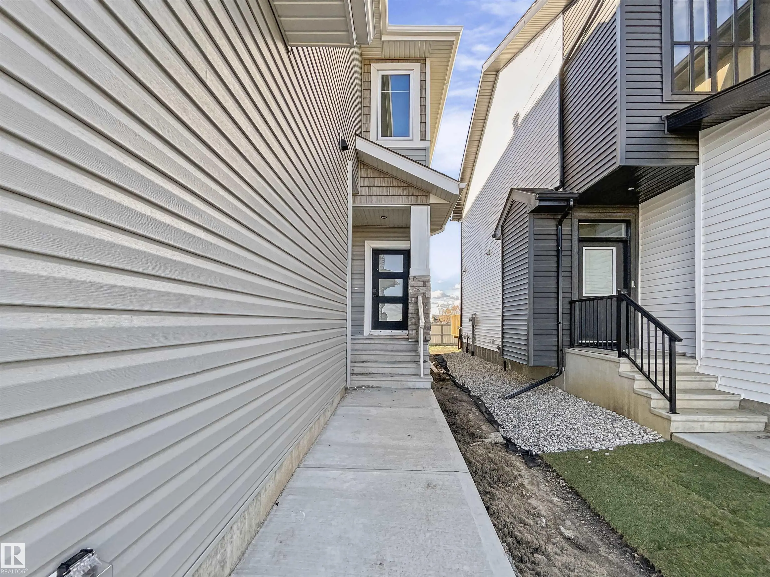 13 STETSON Loop