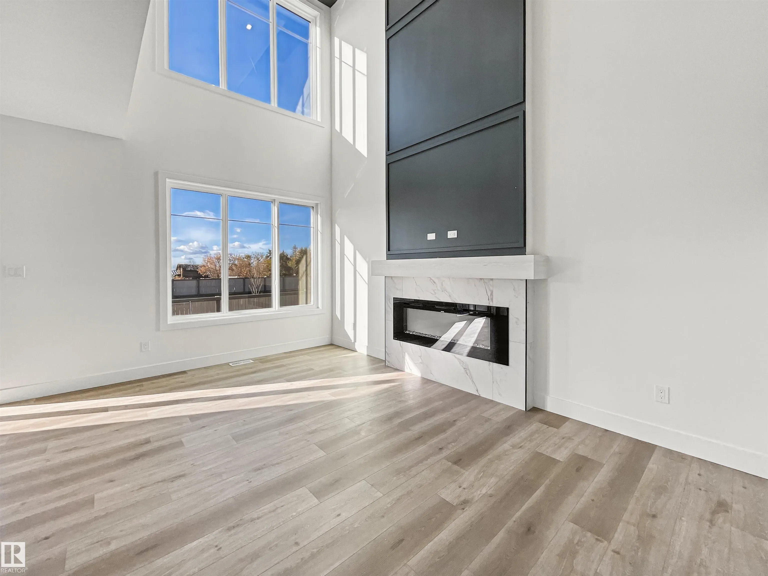 13 STETSON Loop