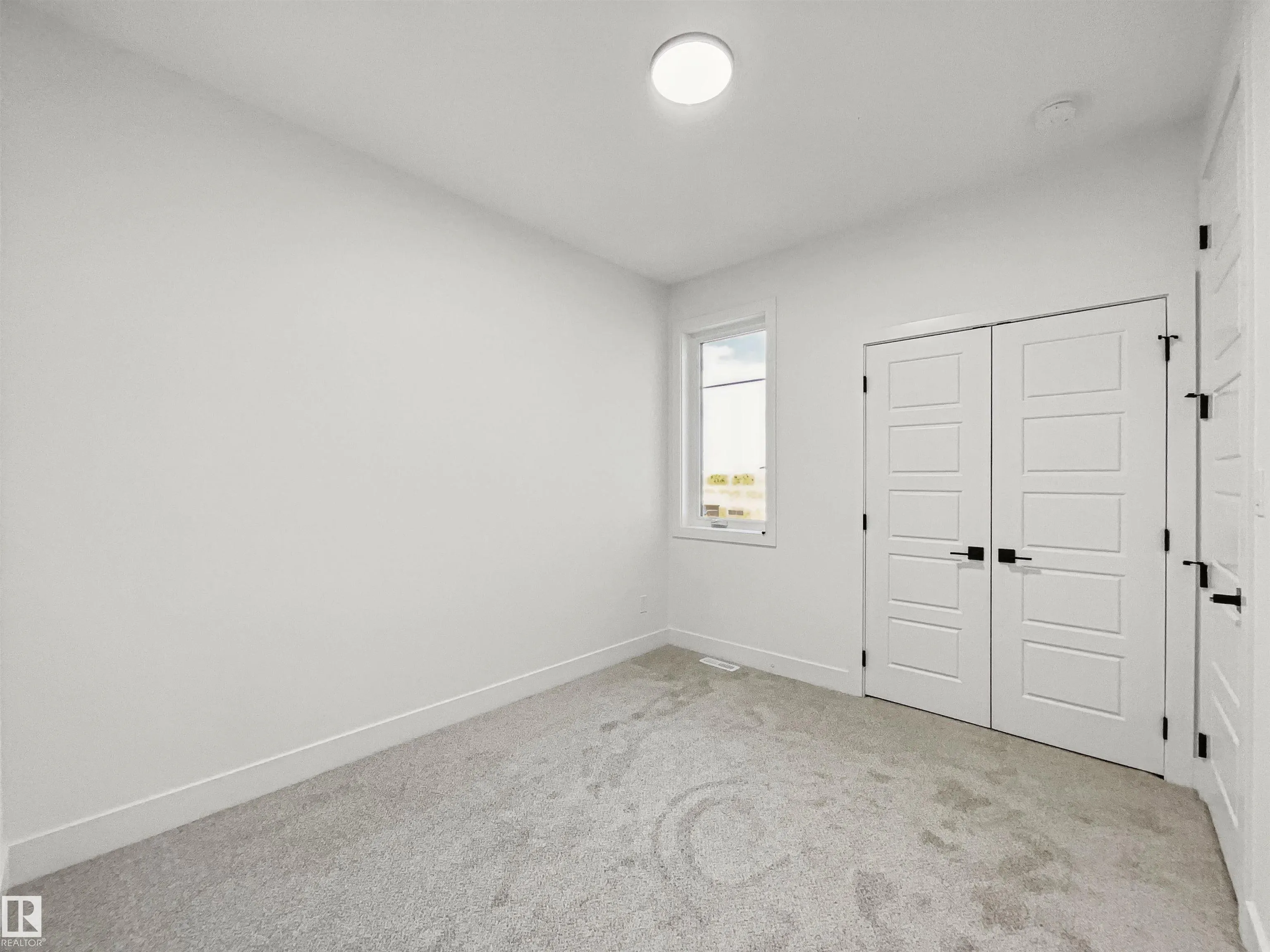 13 STETSON Loop