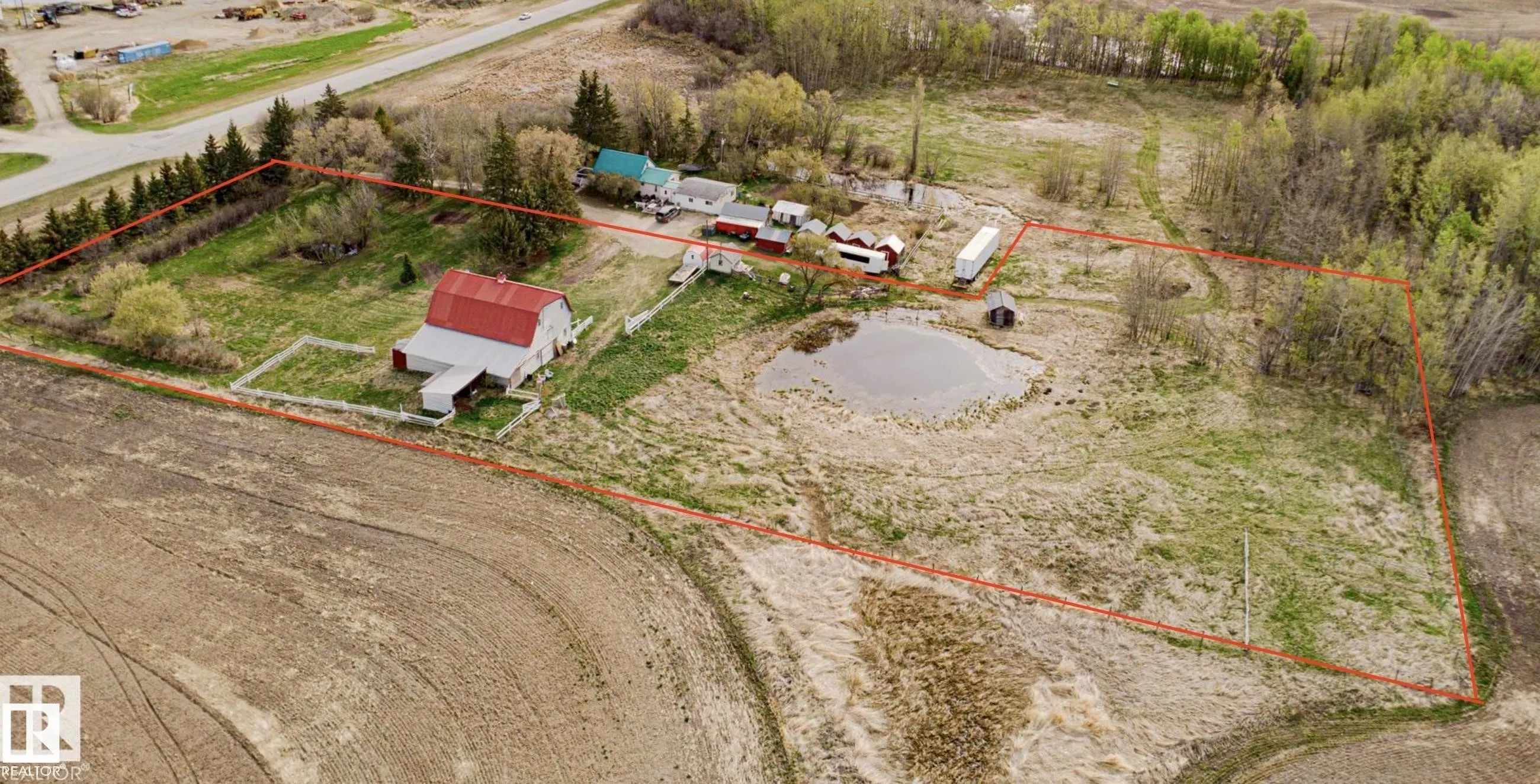 2409 HWY 633