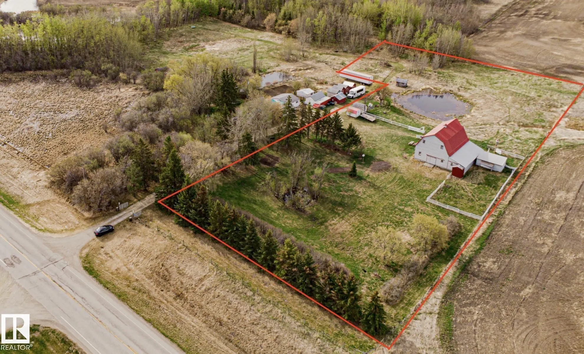 2409 HWY 633