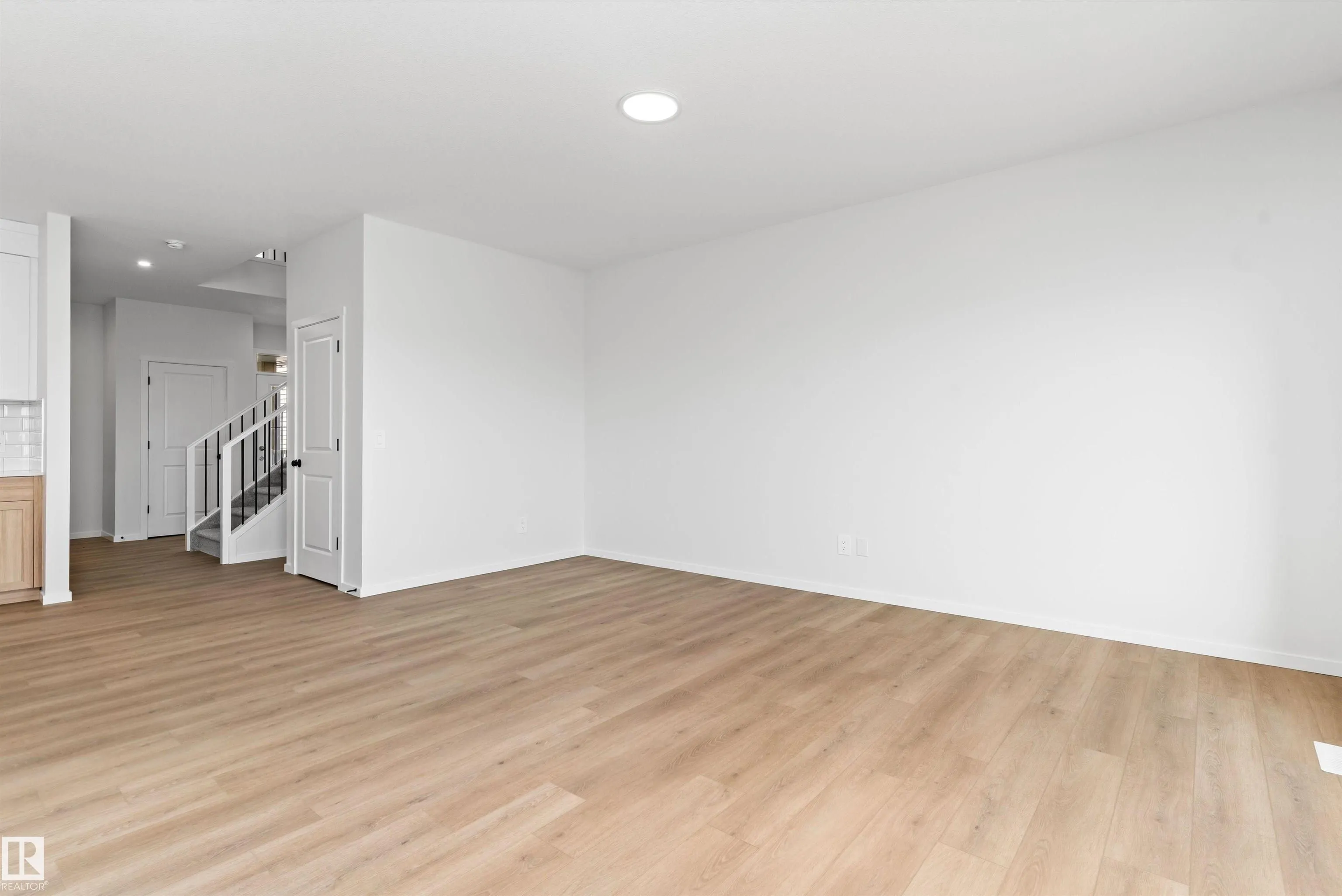 18808 29 Avenue