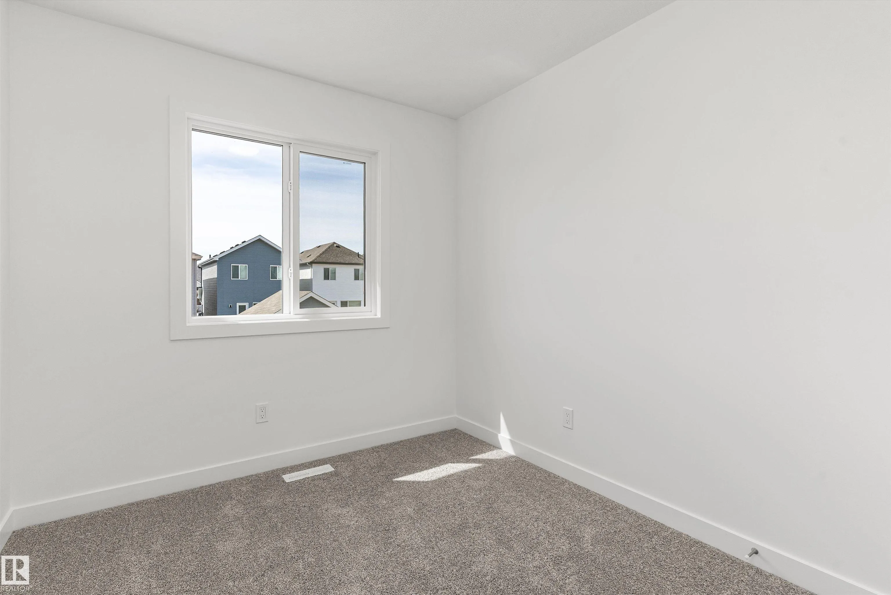 4568 WARBLER Loop