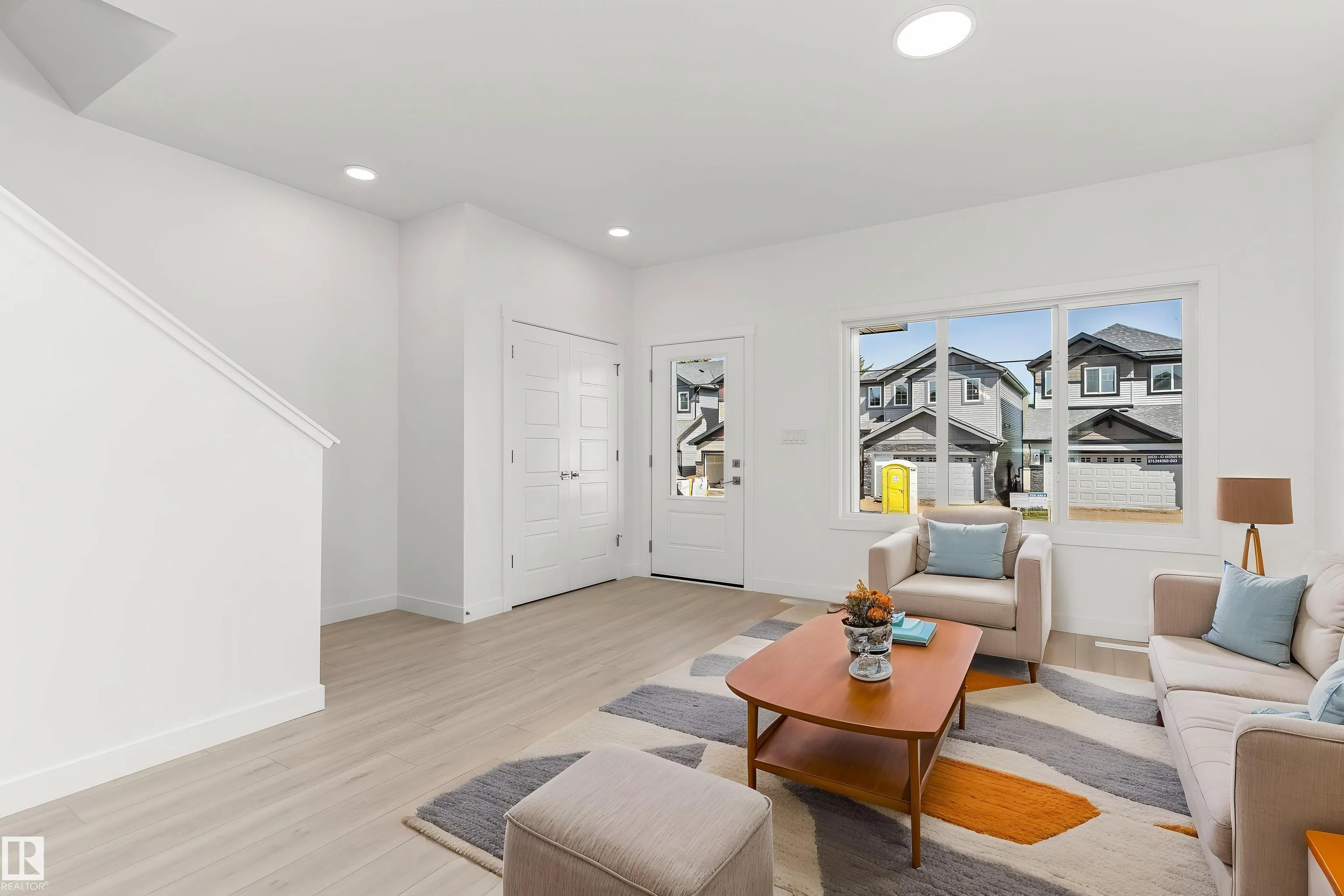4568 WARBLER Loop