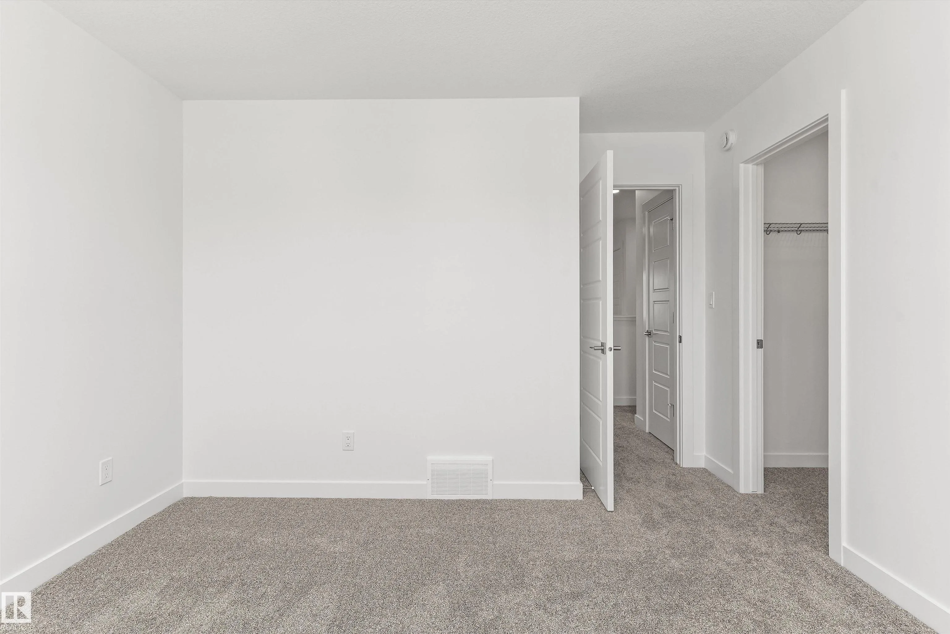 4568 WARBLER Loop