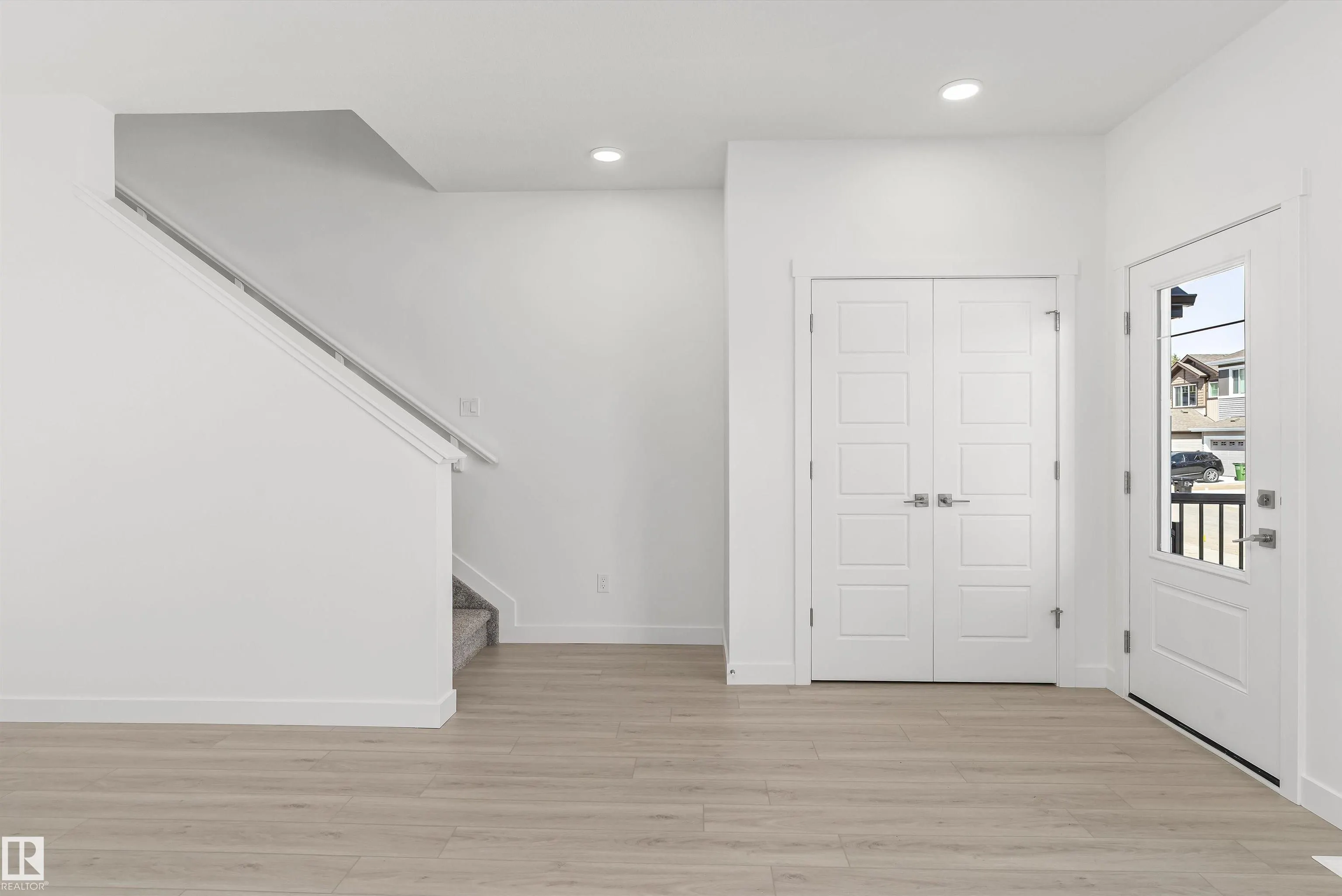 4568 WARBLER Loop