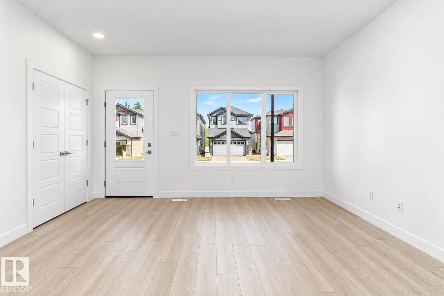 4568 WARBLER Loop