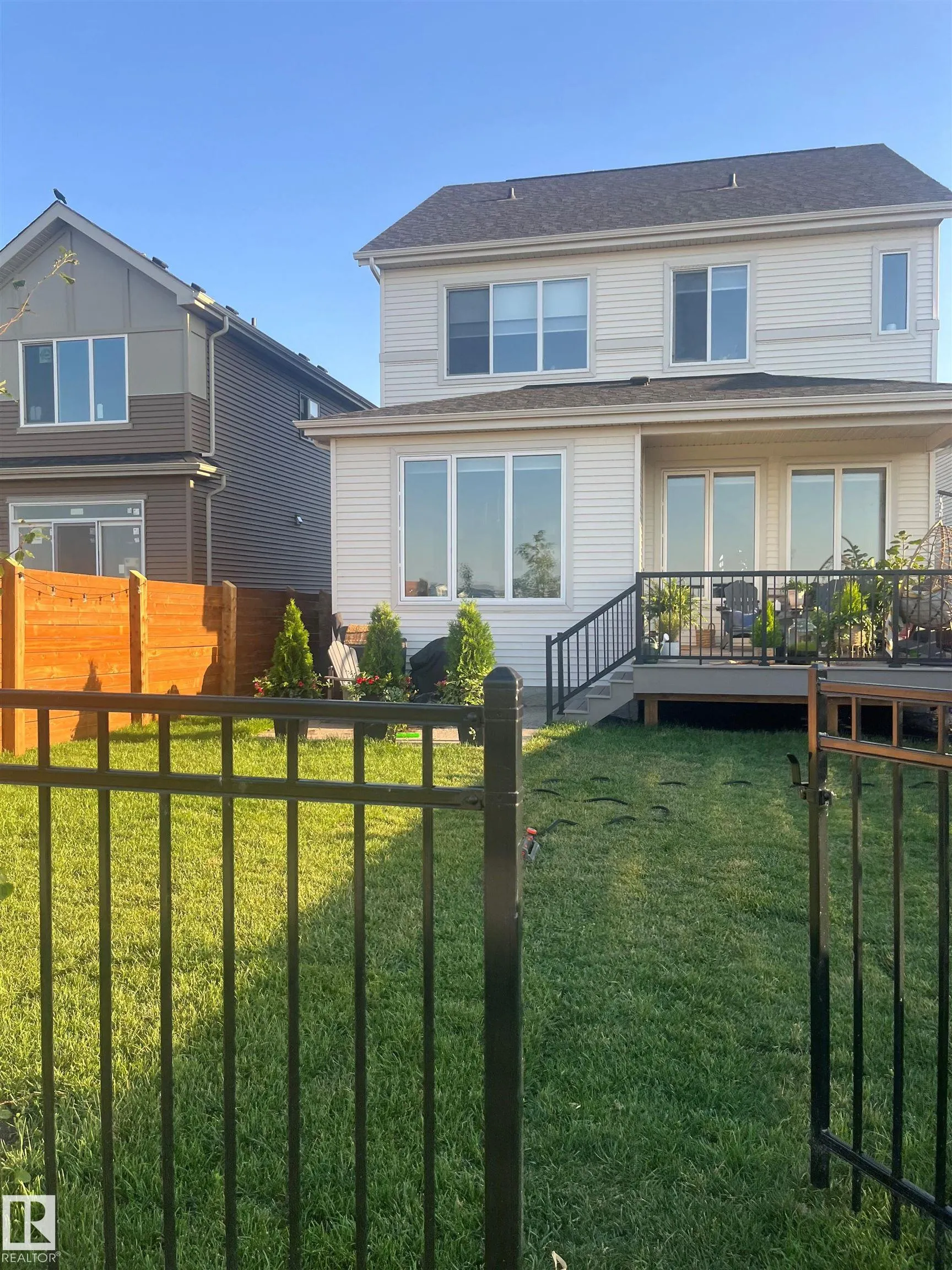 309 JENSEN LAKES Boulevard