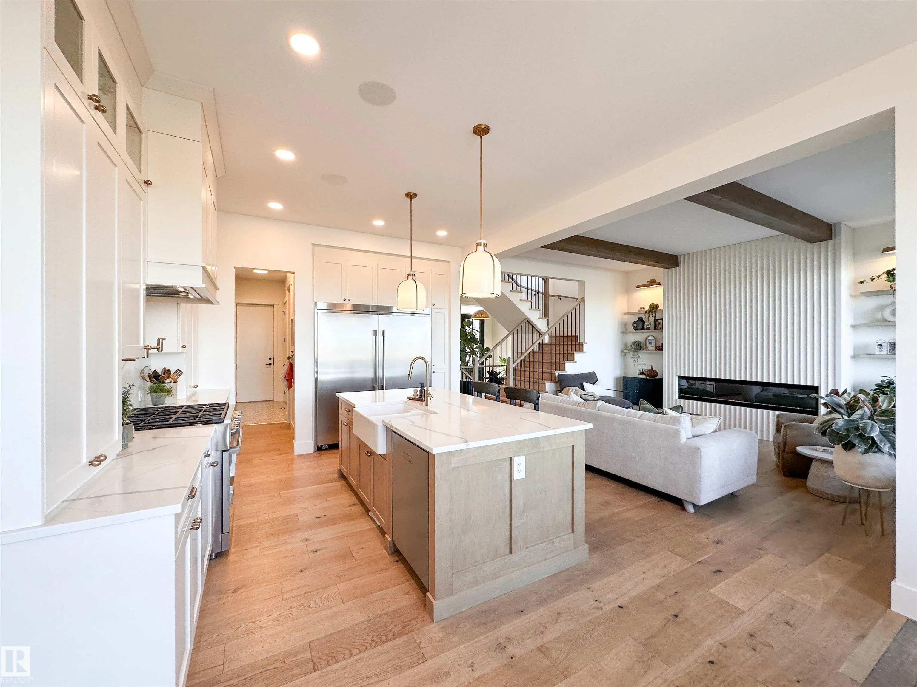 309 JENSEN LAKES Boulevard
