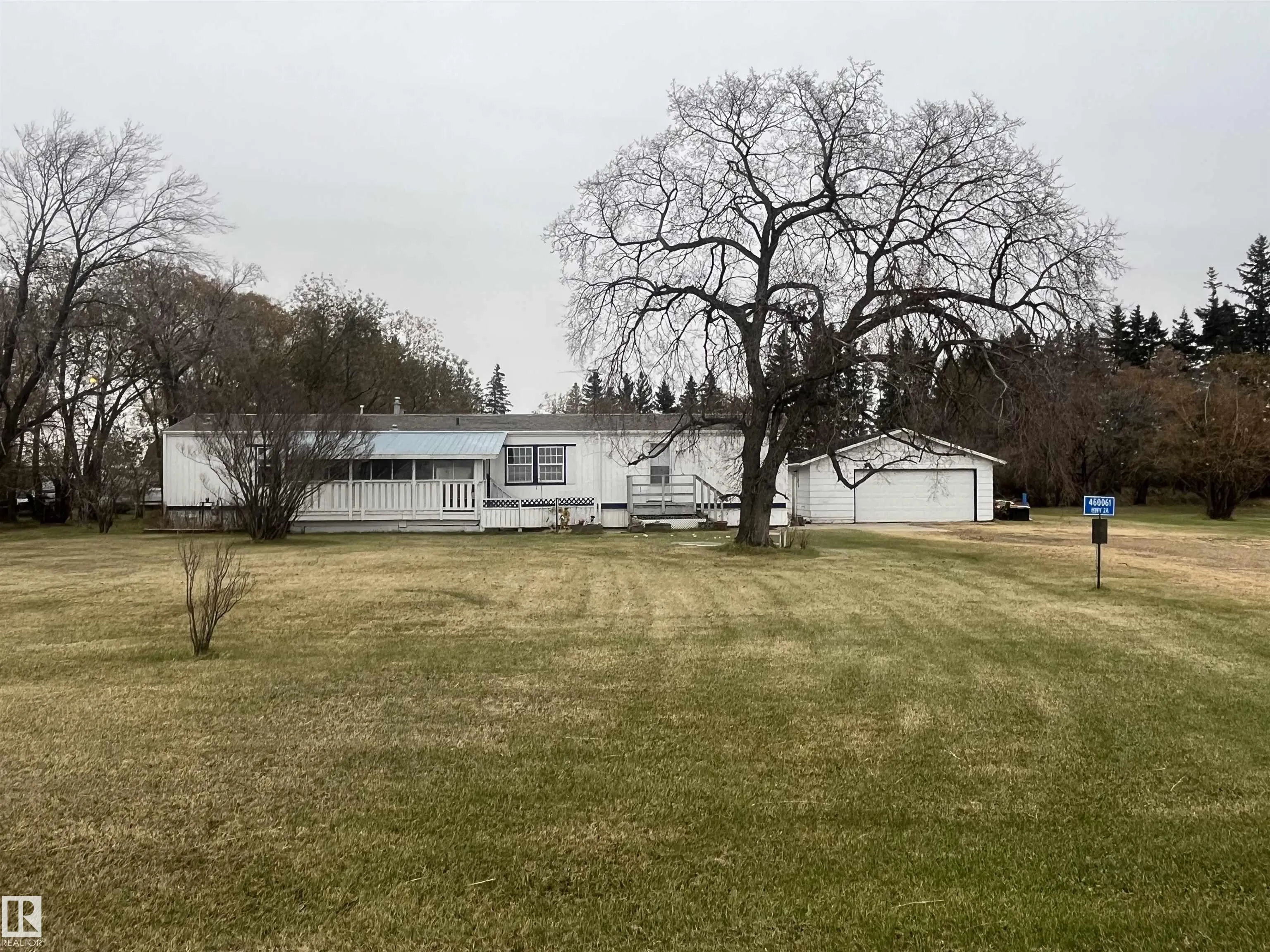 460061 HWY 2 A