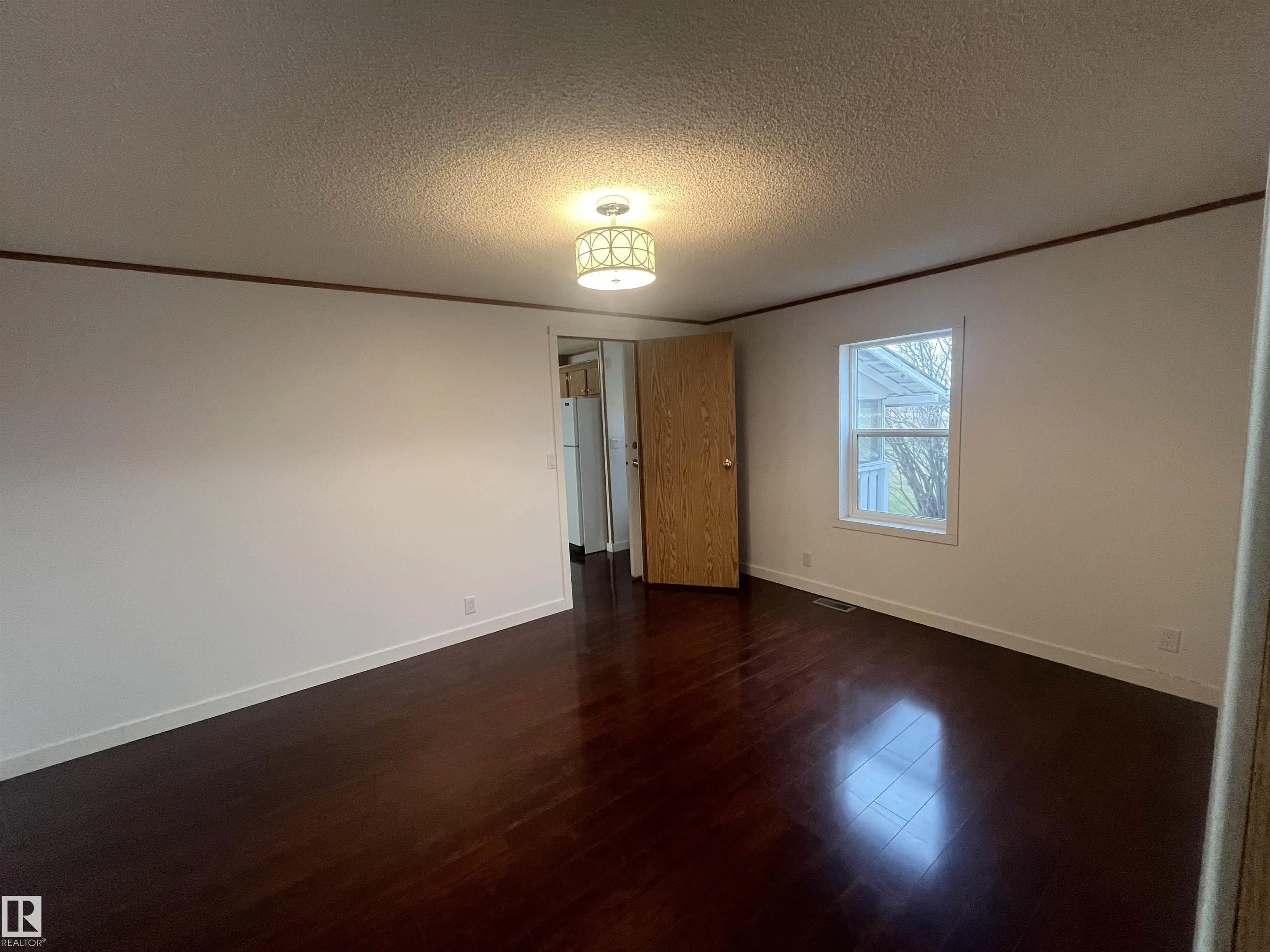 460061 HWY 2 A