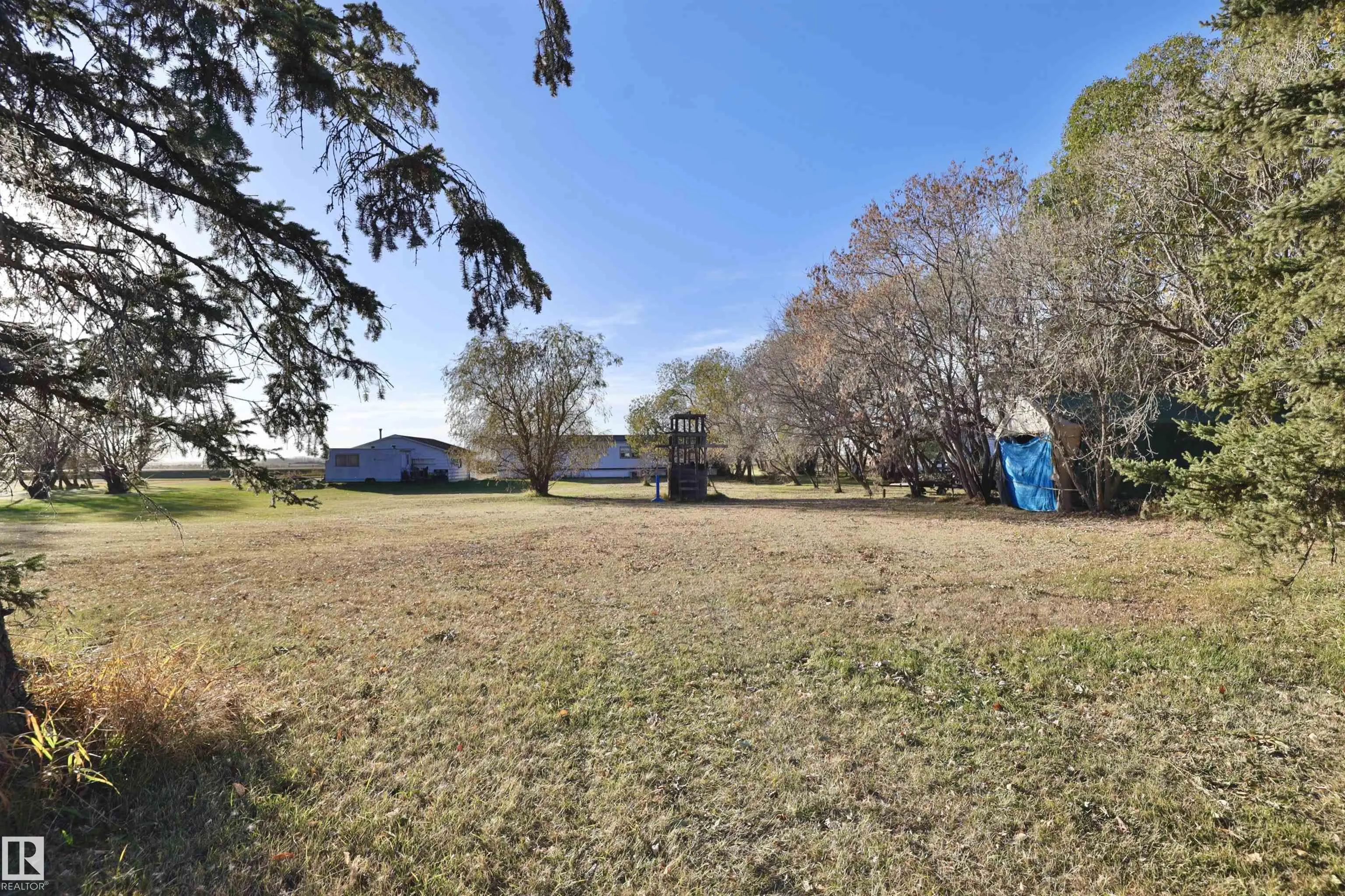 460061 HWY 2 A
