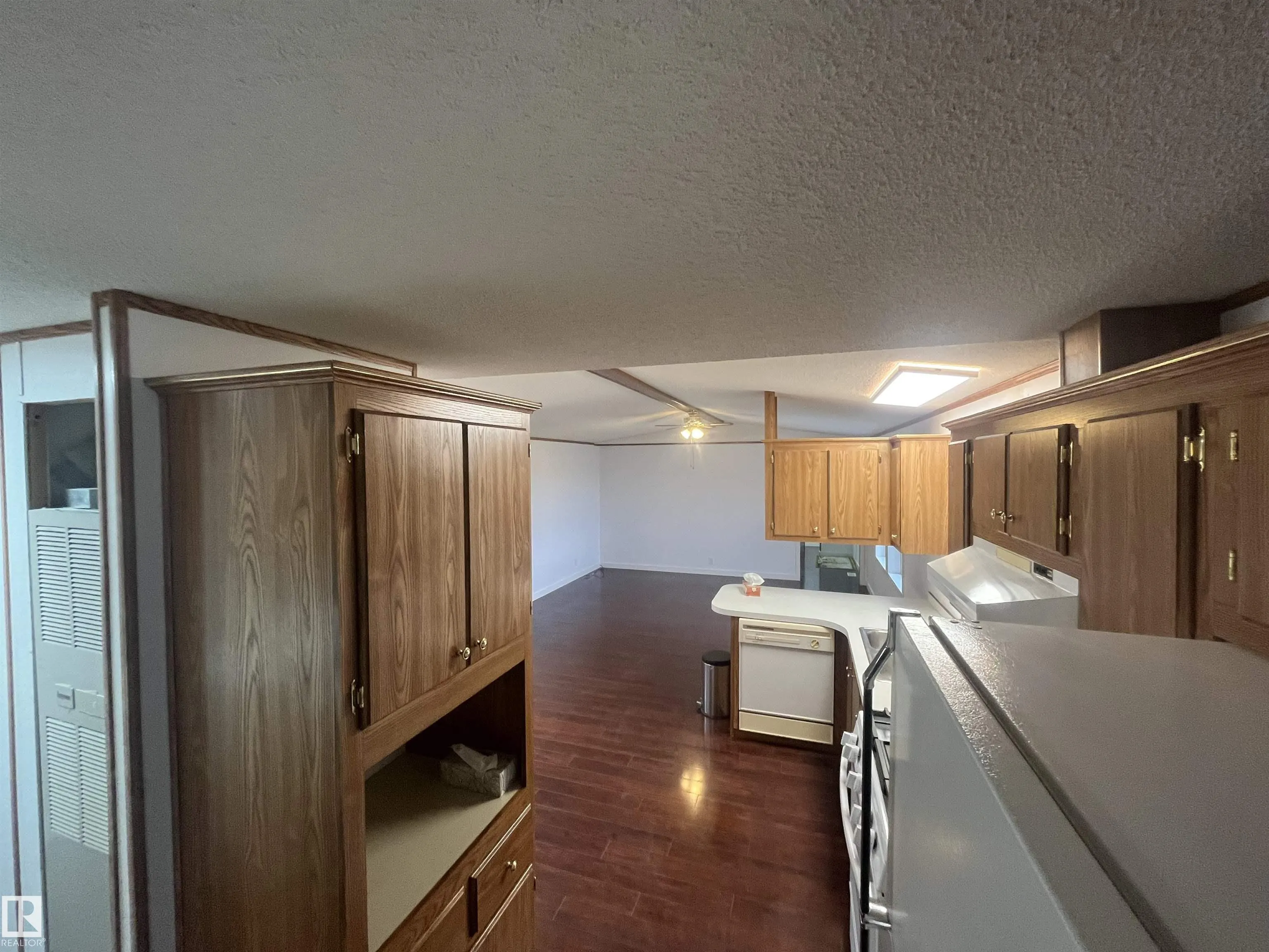 460061 HWY 2 A