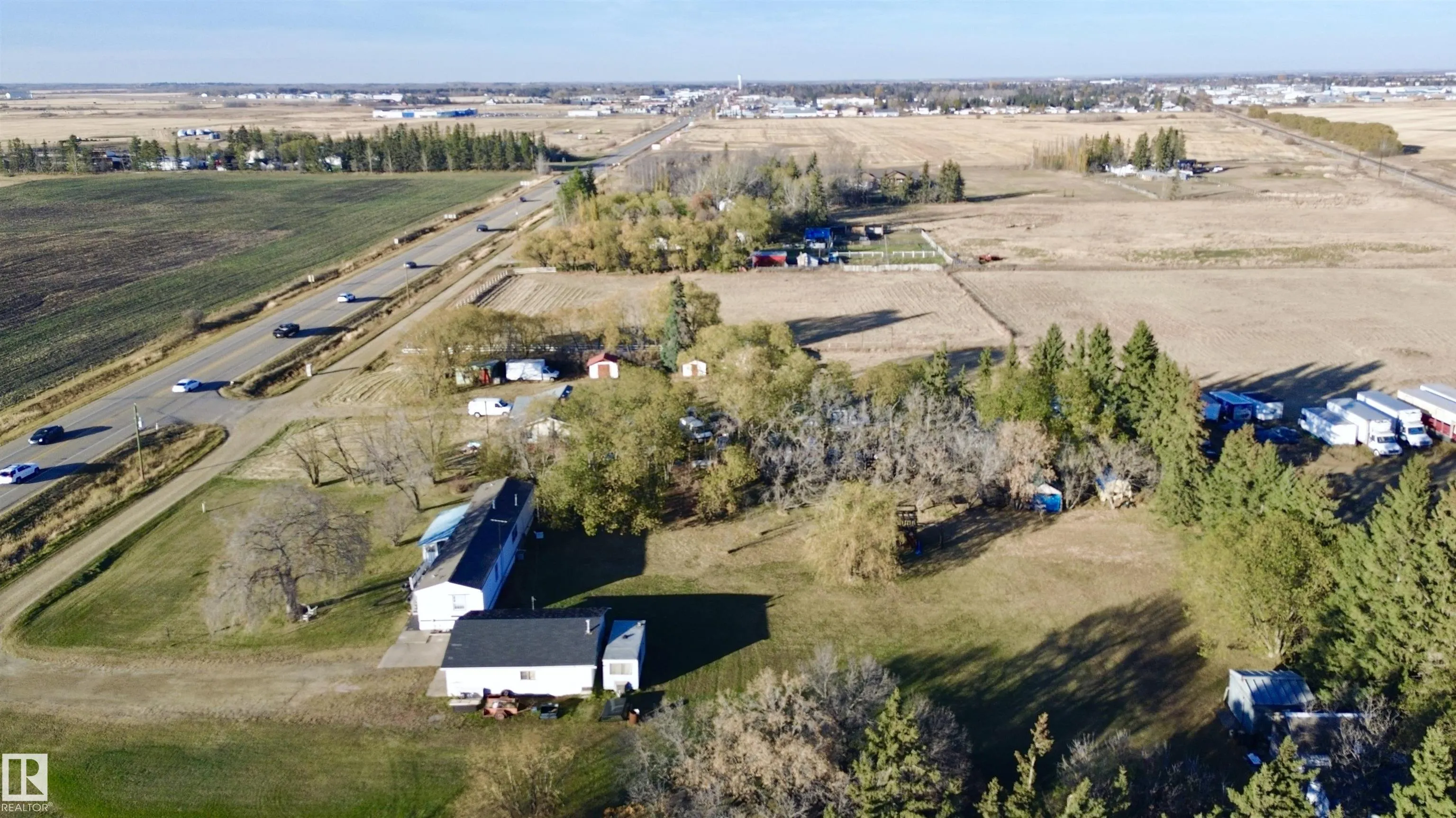 460061 HWY 2 A