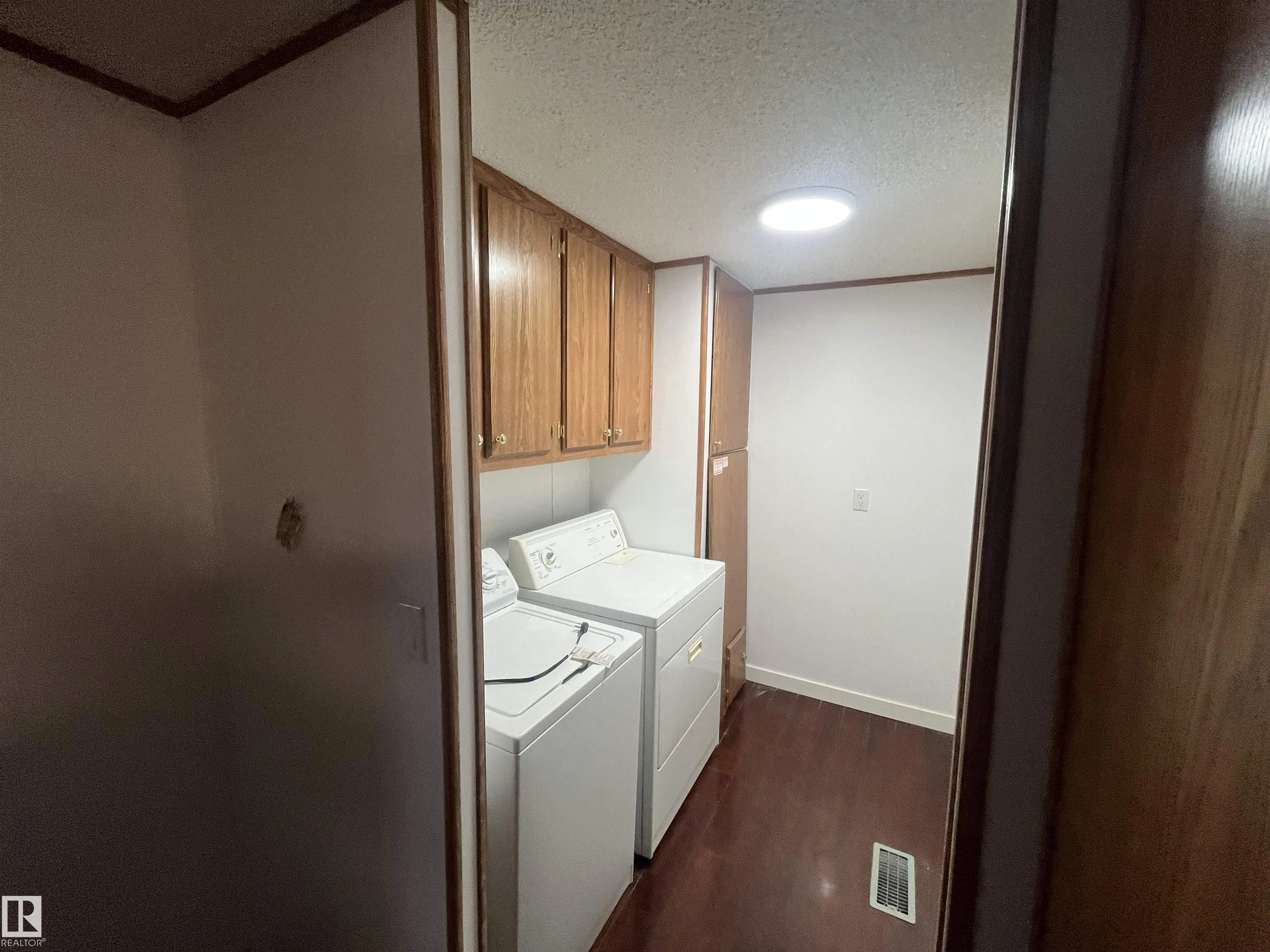 460061 HWY 2 A