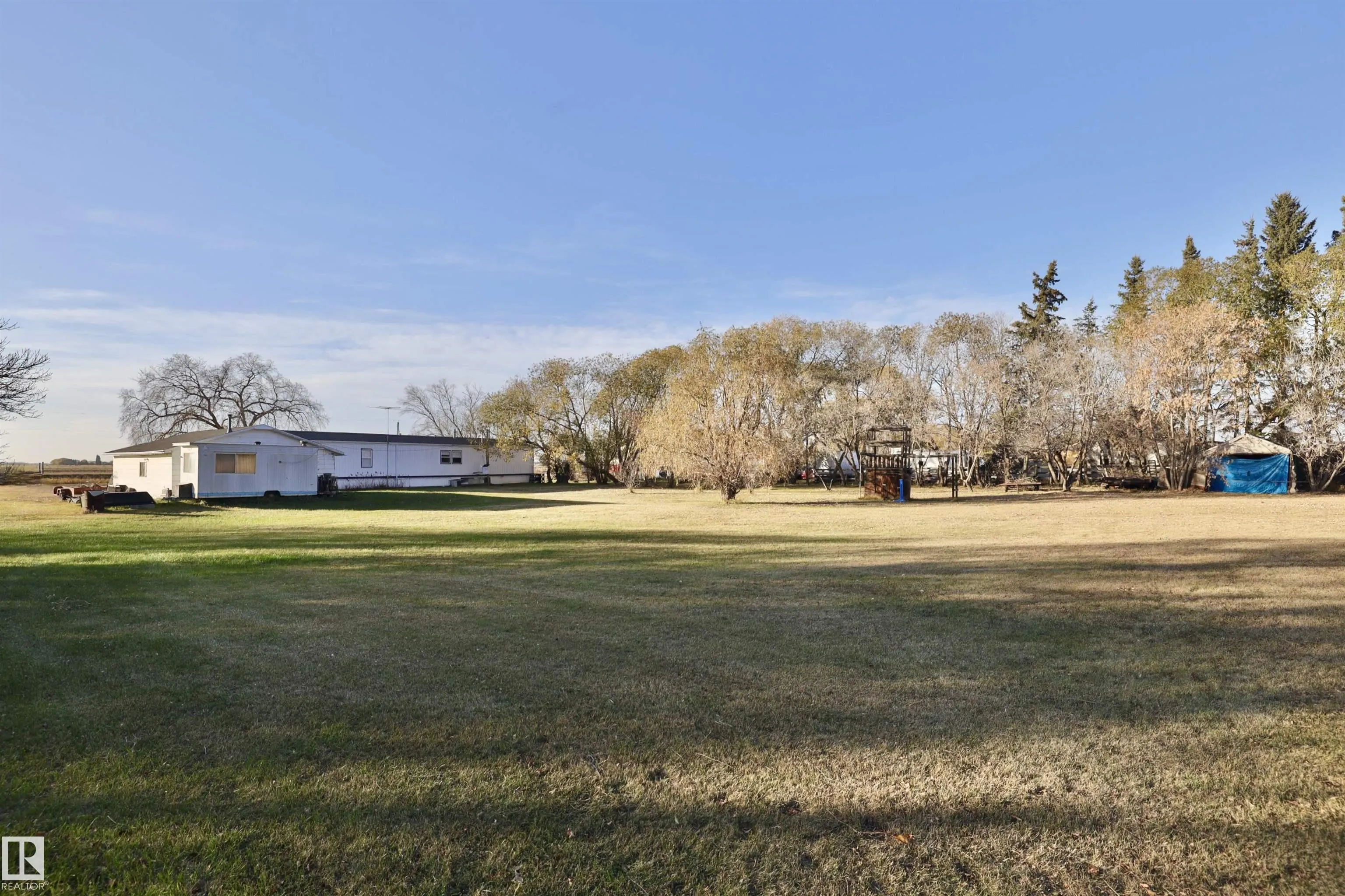 460061 HWY 2 A
