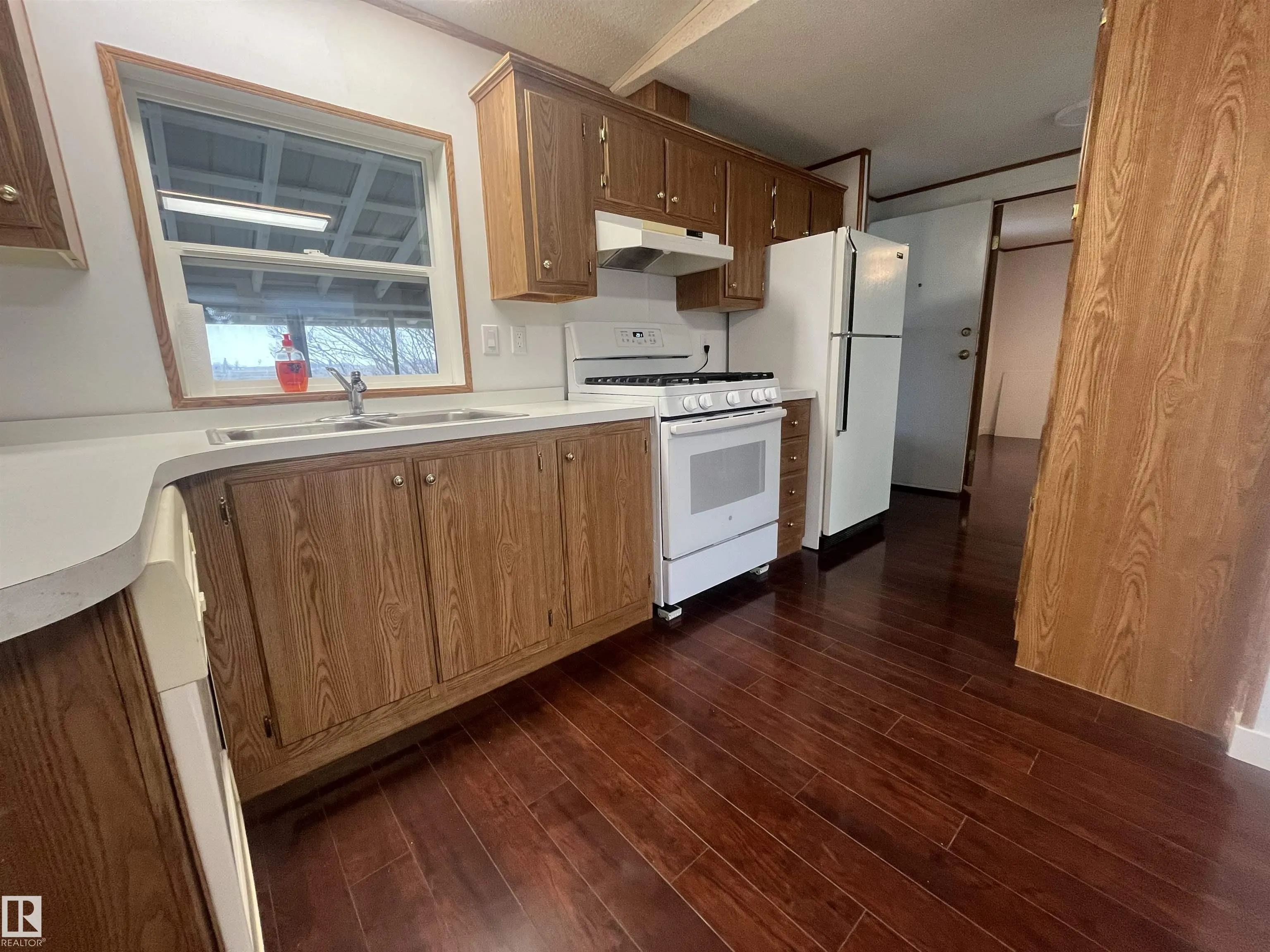 460061 HWY 2 A