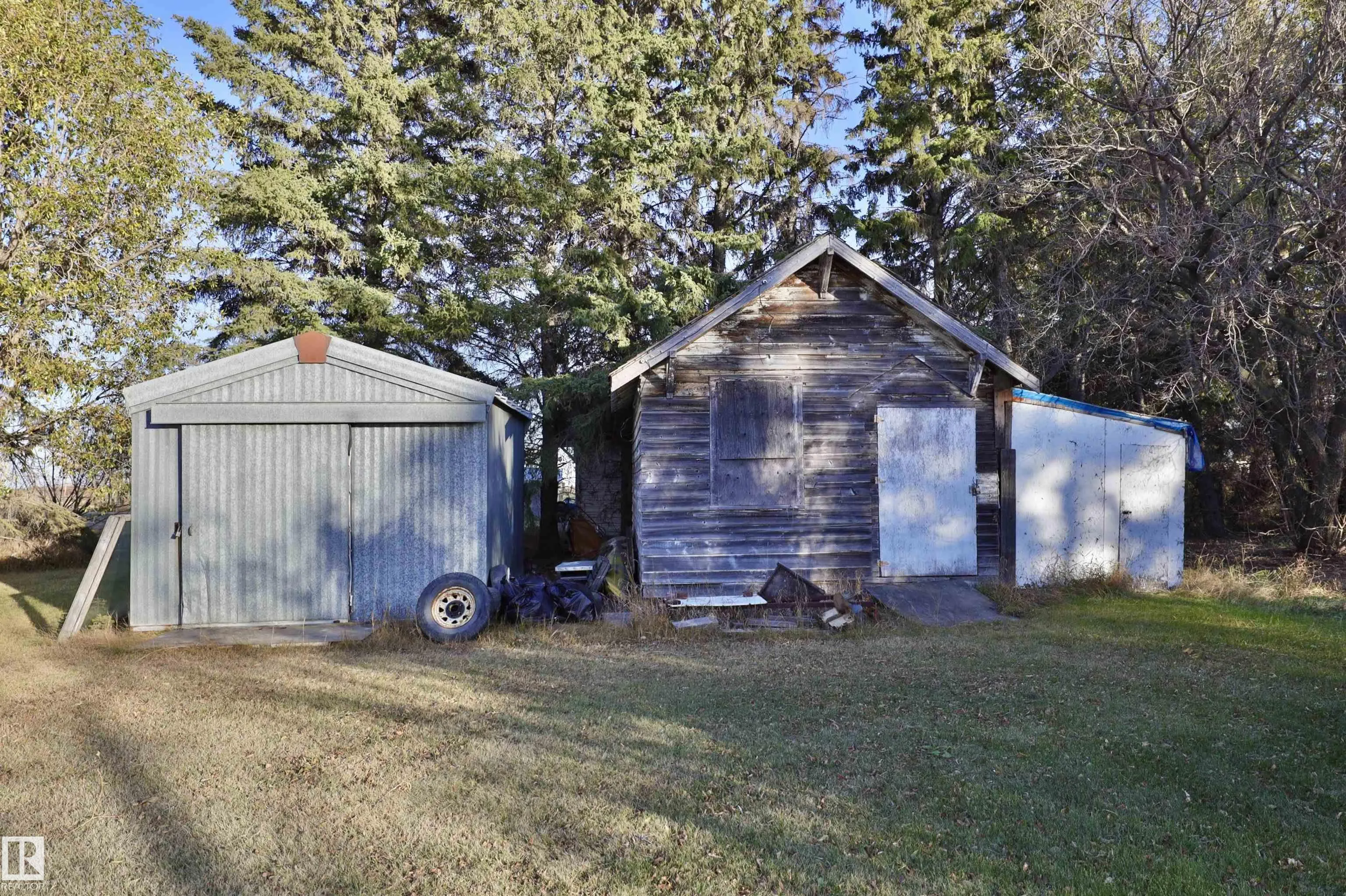 460061 HWY 2 A
