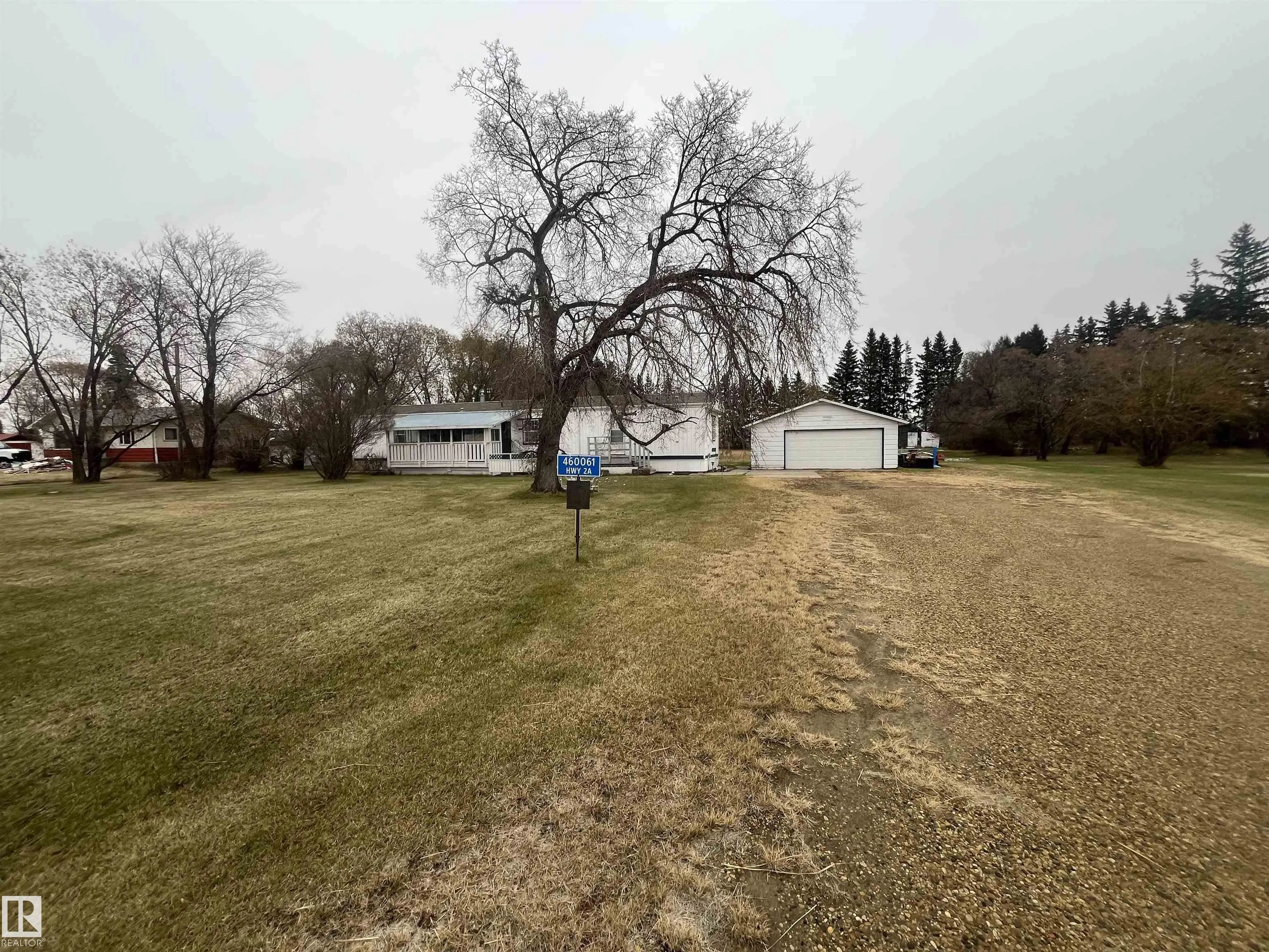 460061 HWY 2 A