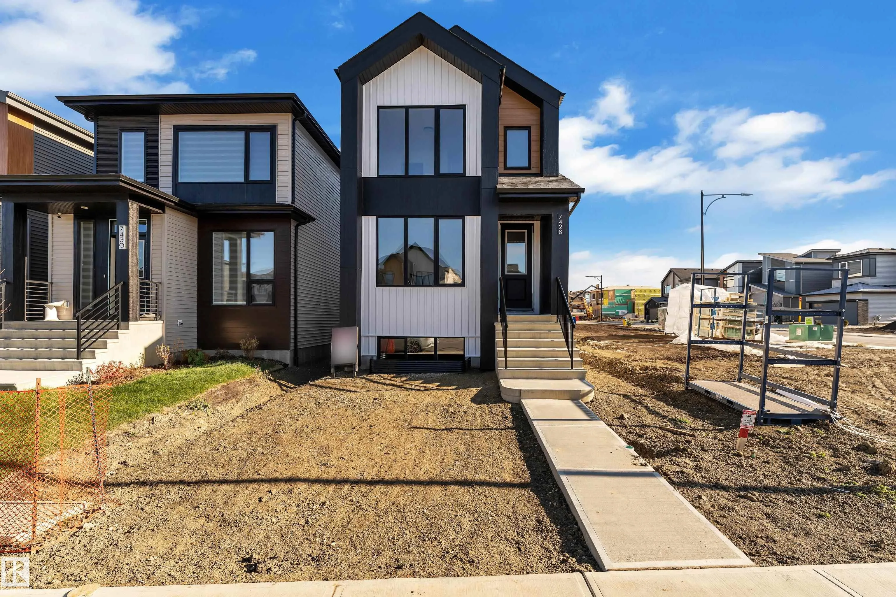 7428 Klapstein Crescent