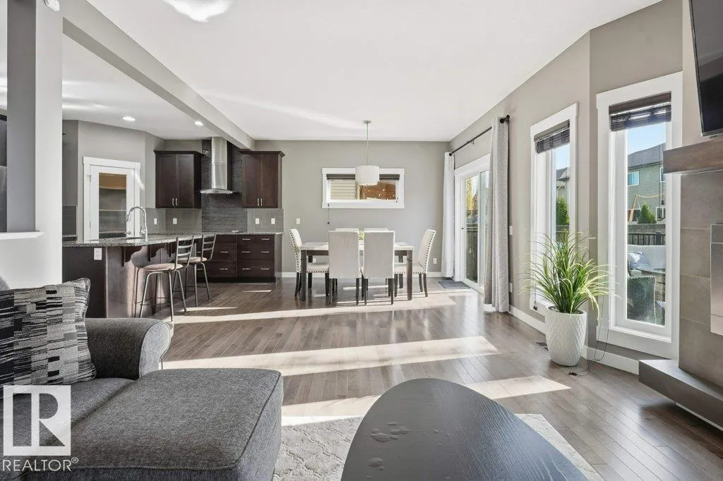 110 MEADOWLAND Way