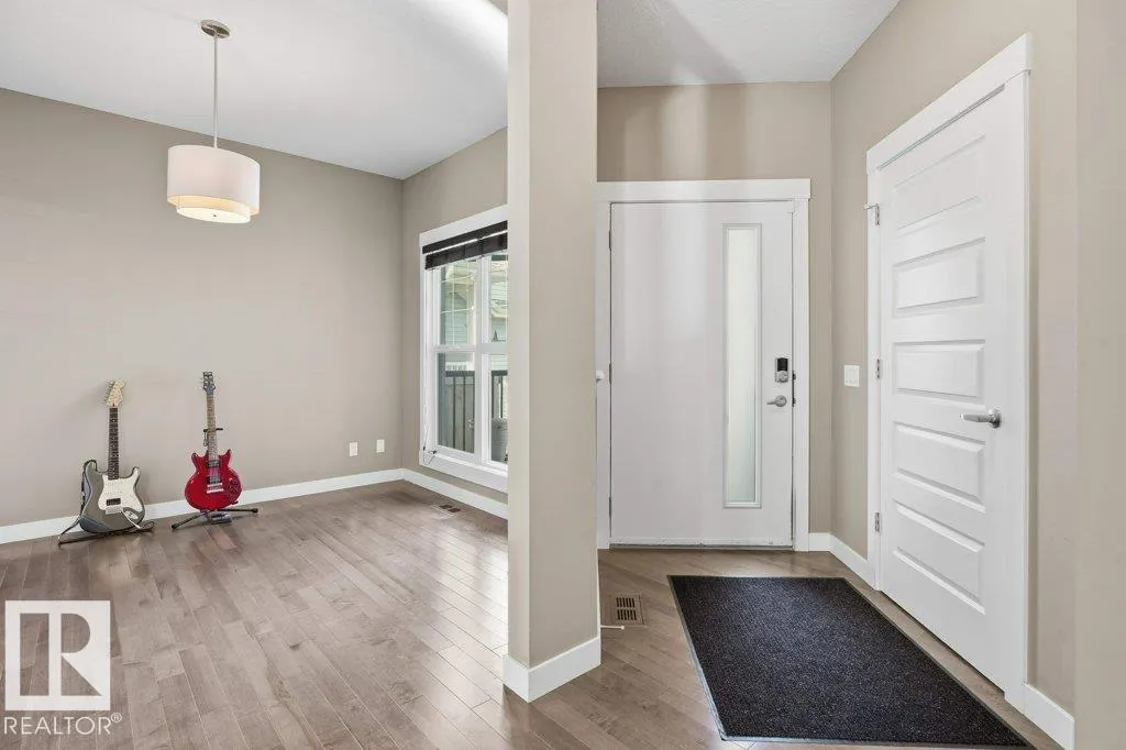 110 MEADOWLAND Way