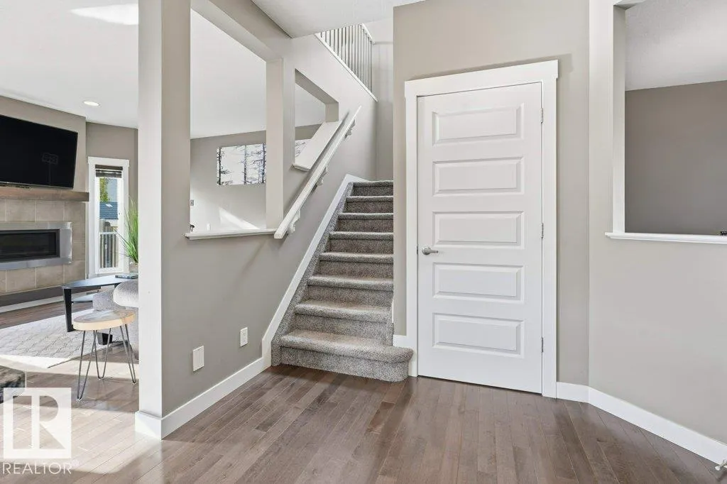 110 MEADOWLAND Way
