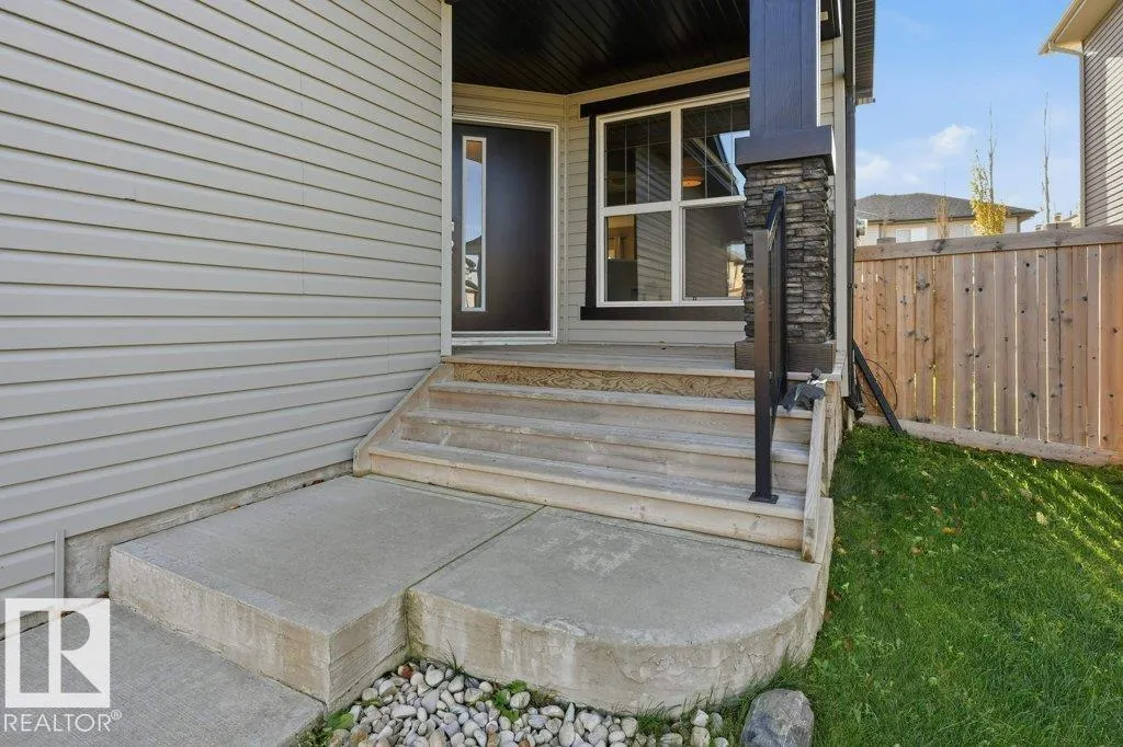 110 MEADOWLAND Way