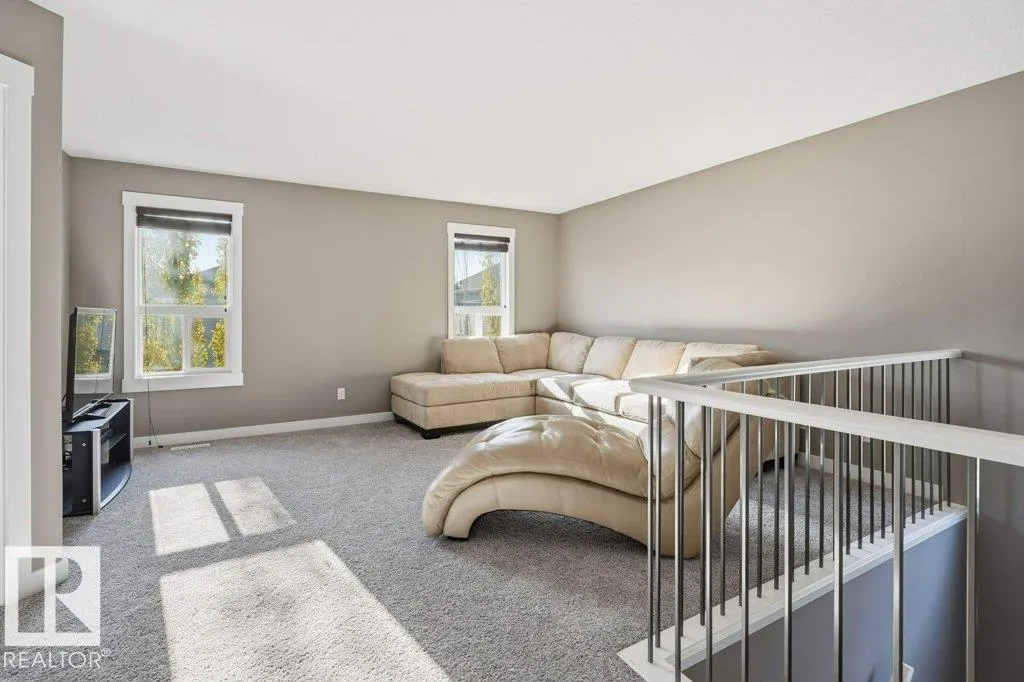 110 MEADOWLAND Way