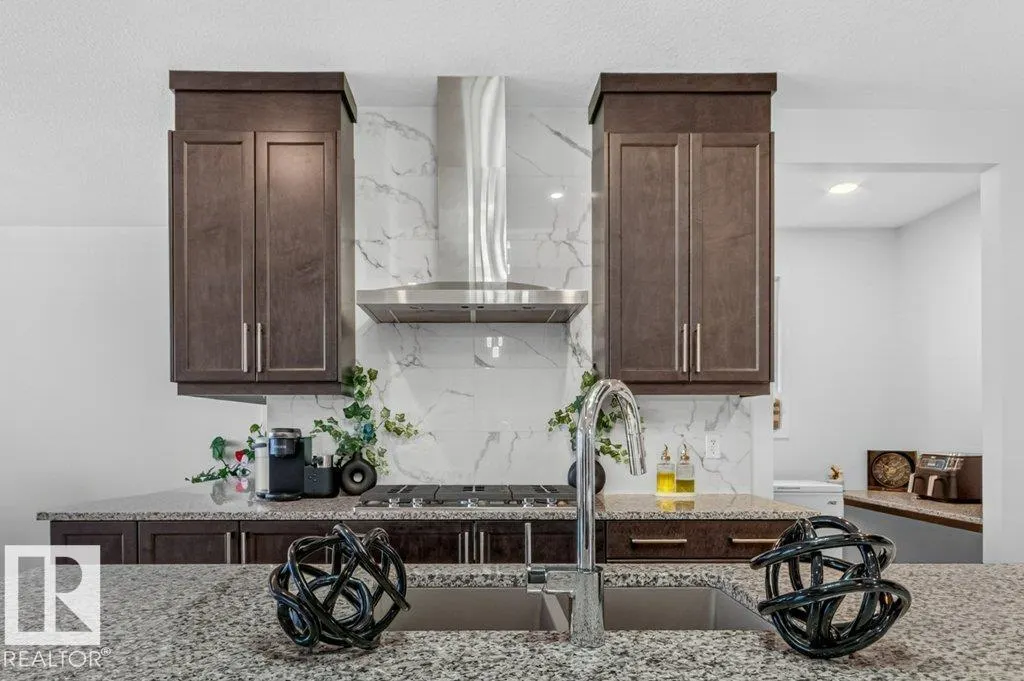196 EDGEWATER Circle