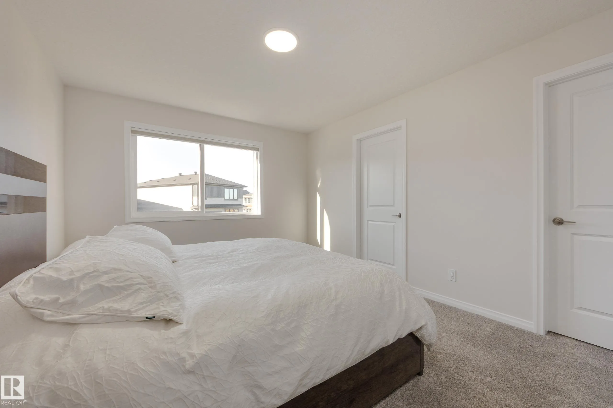 13048 212 Street