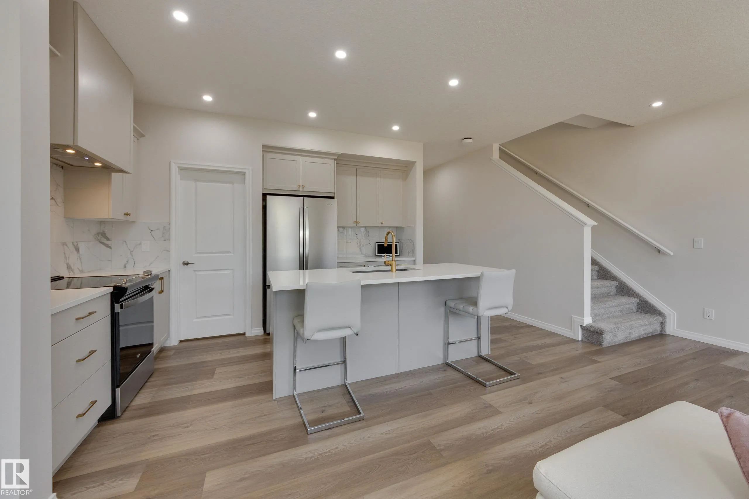 13048 212 Street