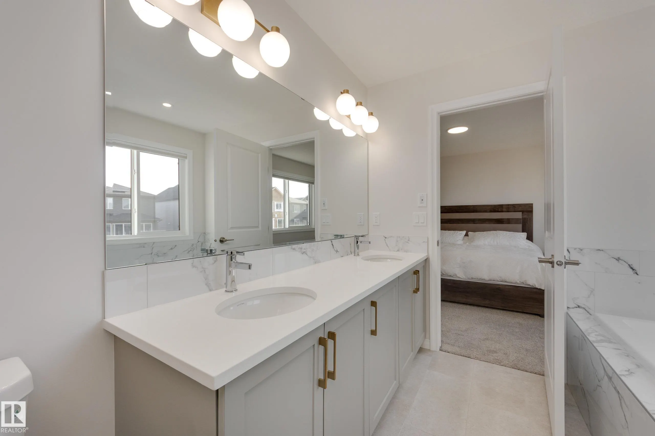 13048 212 Street
