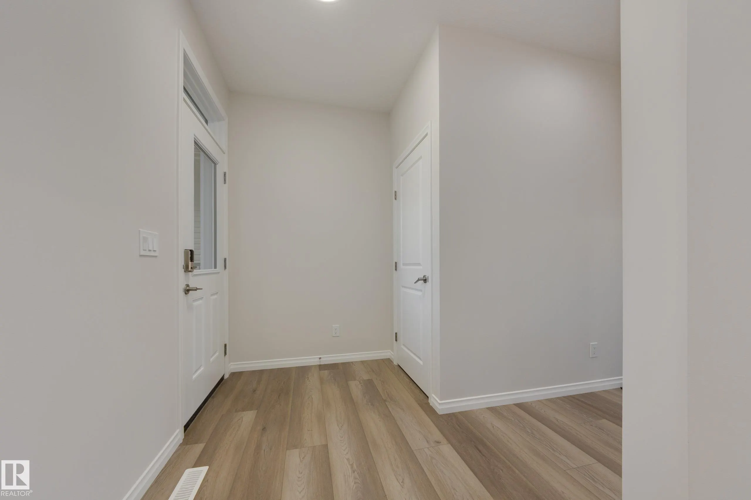 13048 212 Street