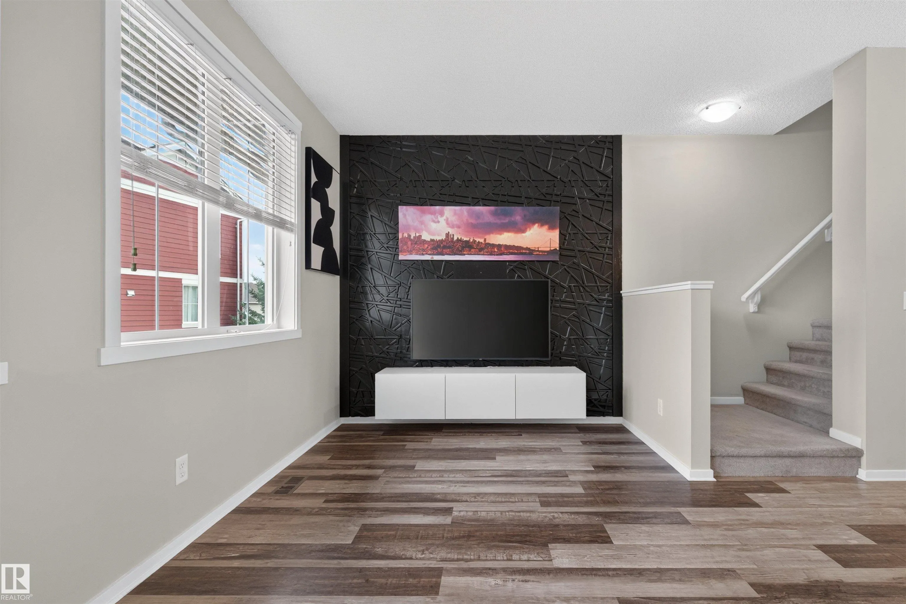 603 WATT Boulevard
