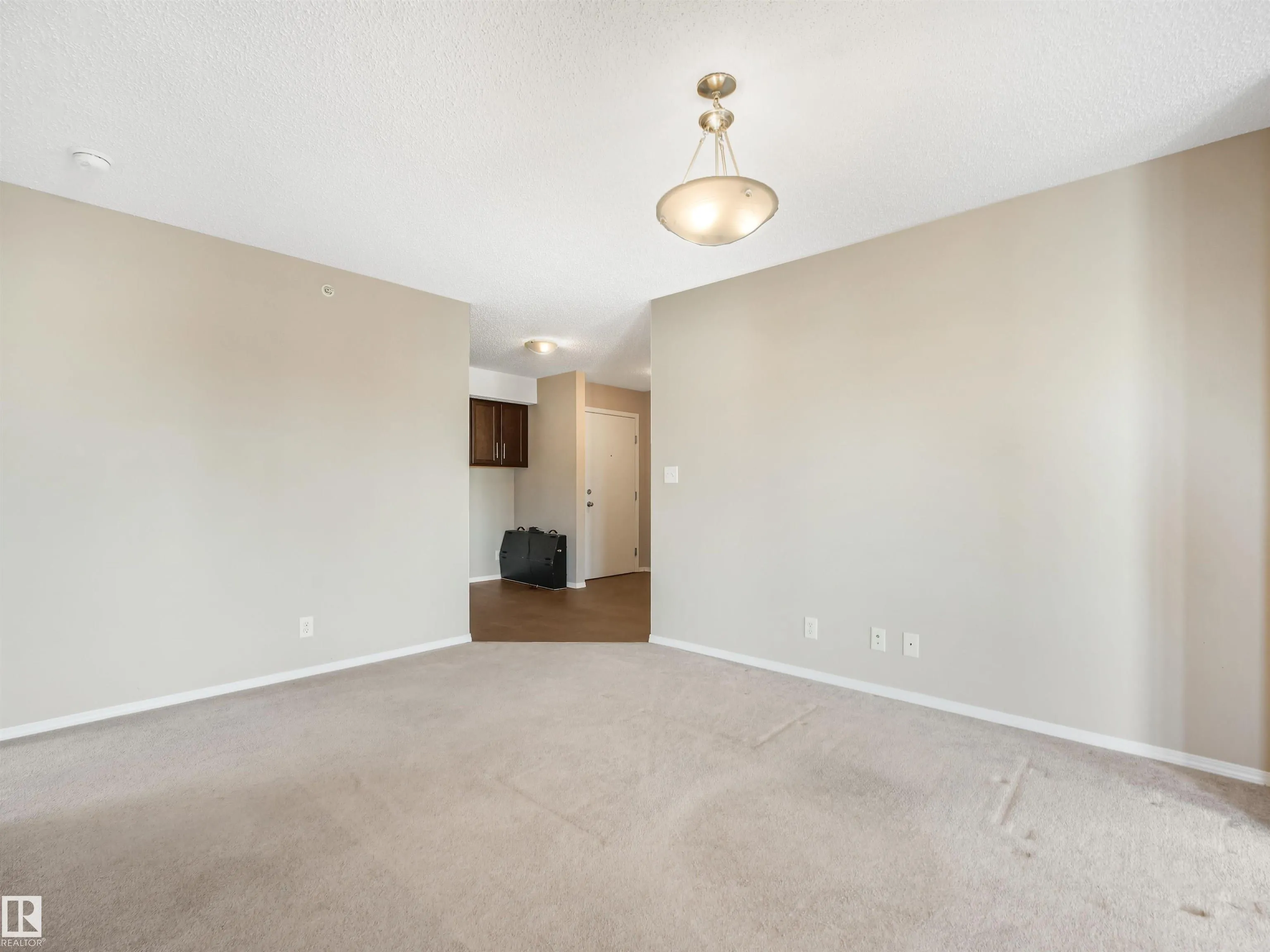 11804 22 Avenue