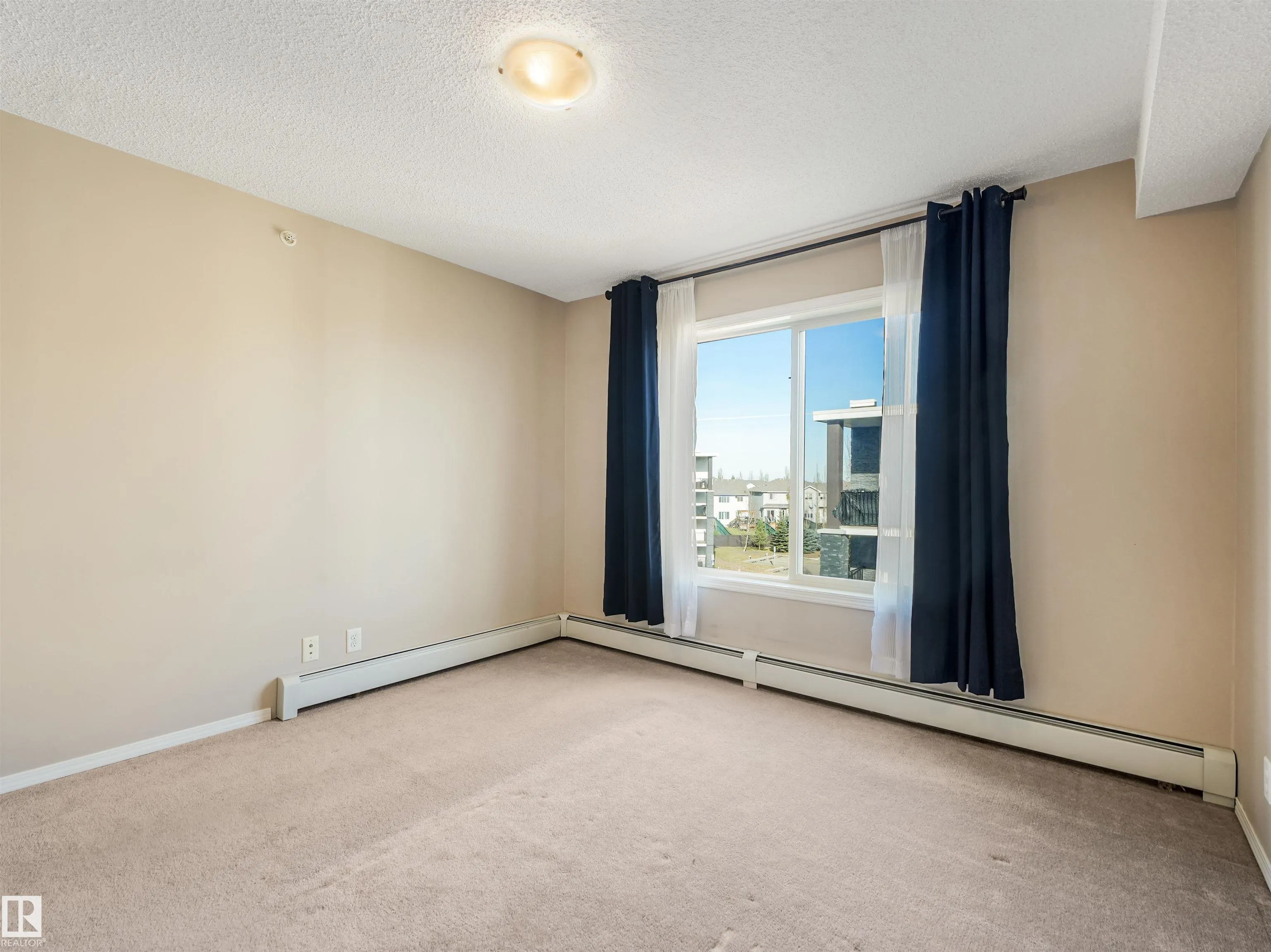 11804 22 Avenue